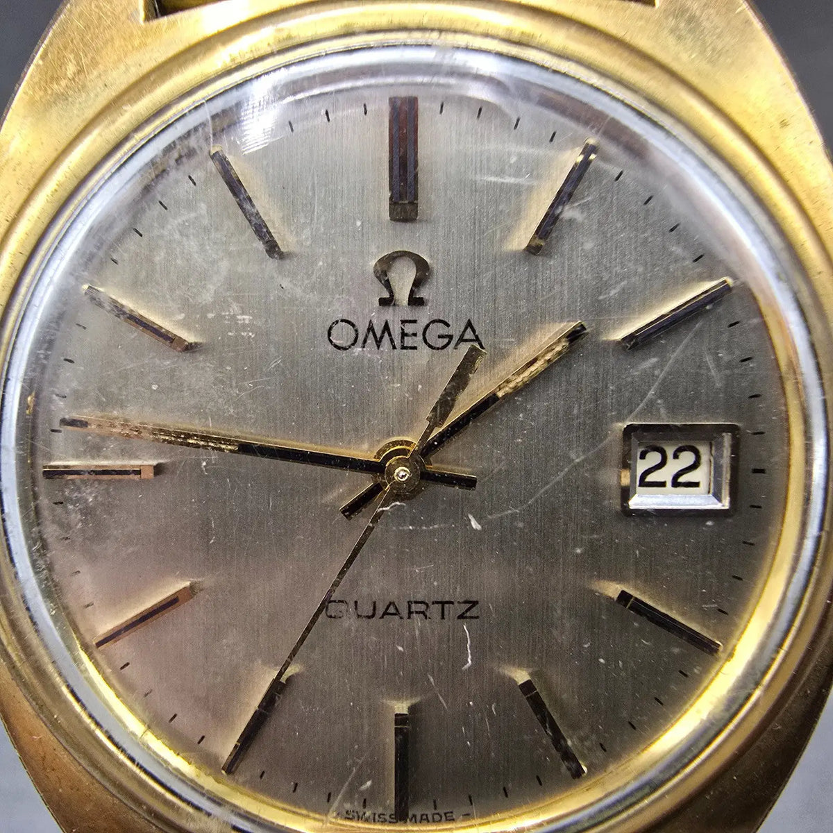 Omega Watch Men 35mm Champagne Dial Gold Tone Date 196.0121 PARTS Vintage Quartz2