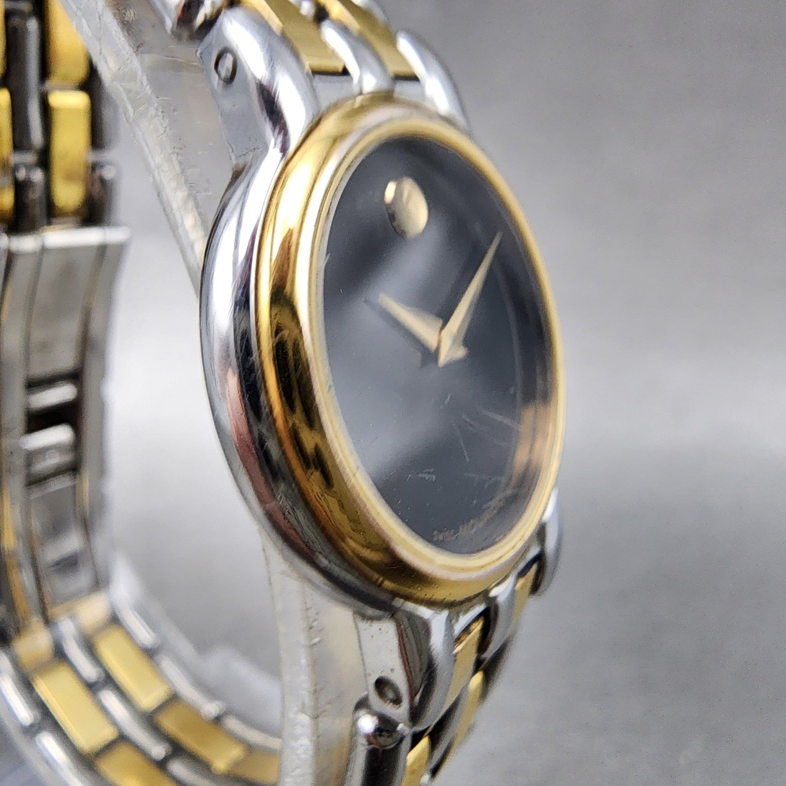 Movado Museum Watch Women 24mm Black Dial Two Tone Round 81.25.825 New Battery3