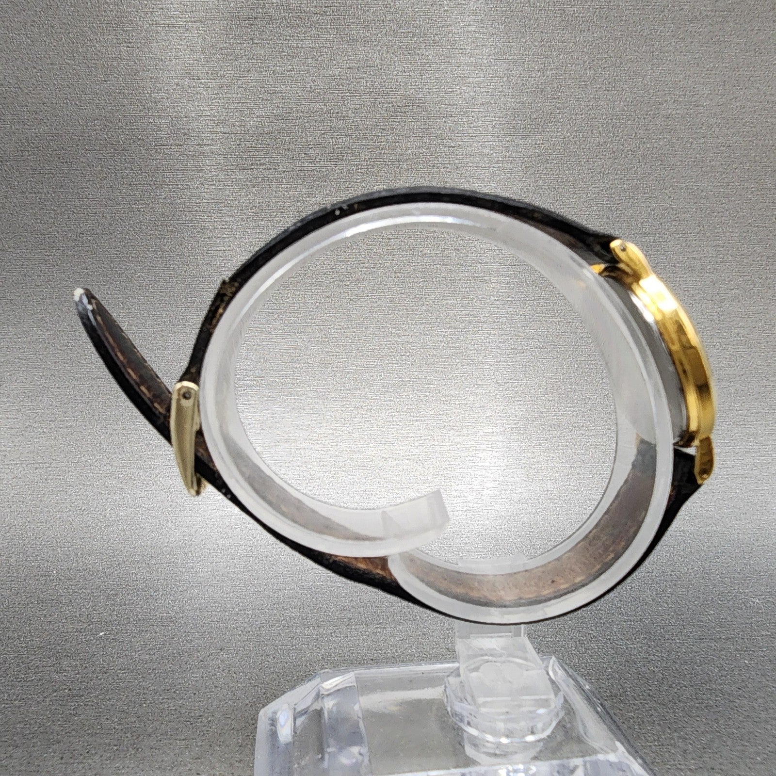 Seiko Watch Women 26mm White Dial Gold Tone Round 1n000d59 New Battery8