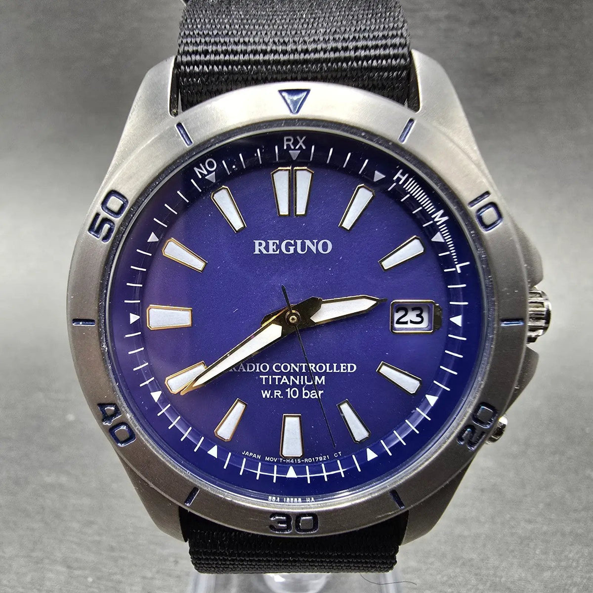 Citizen Reguno Watch Men 39mm Blue Dial Titanium Solar Atomic H415 Round Runs0