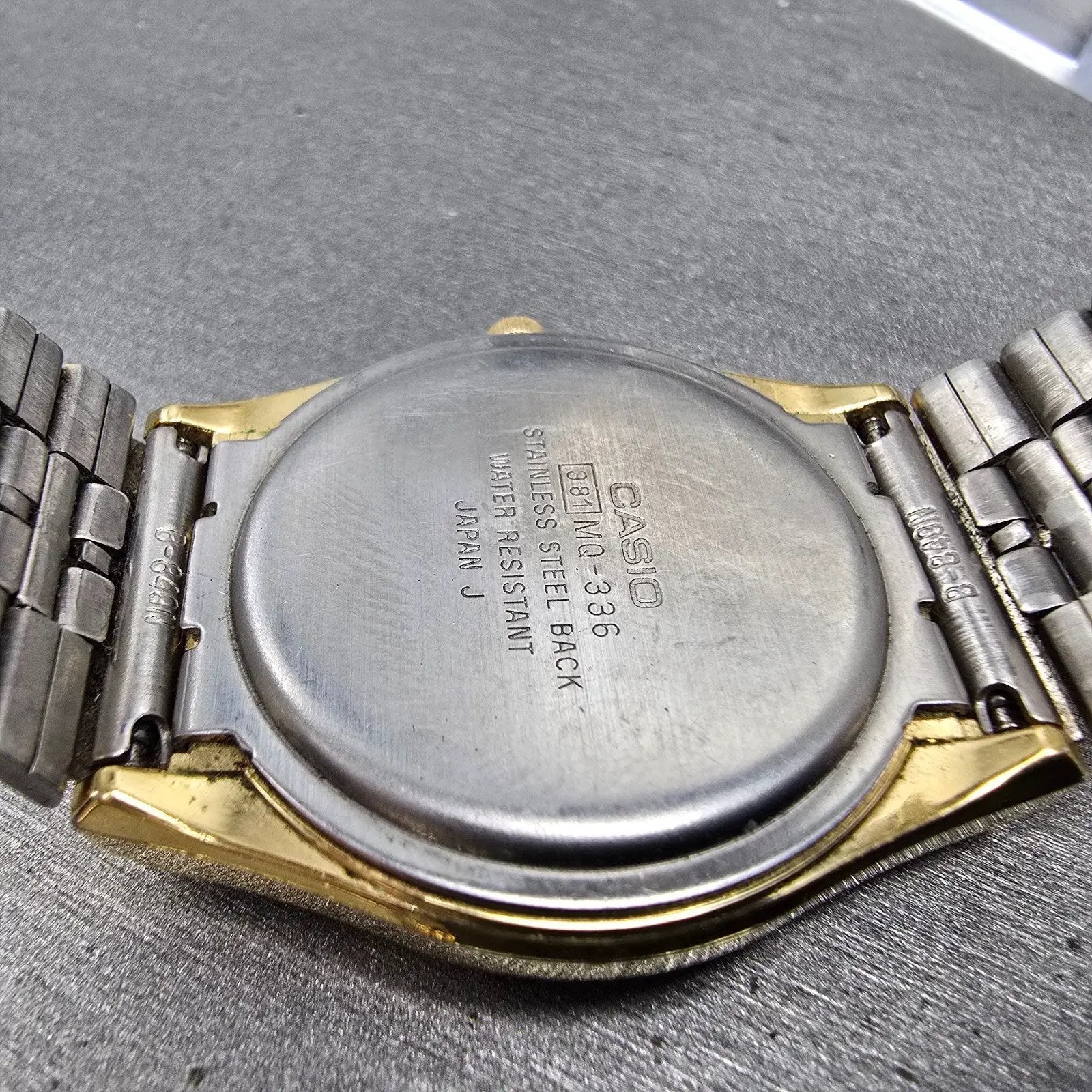 Casio MQ-336 Watch Men 33mm Champagne Dial Gold Tone Round New Battery Vintage9