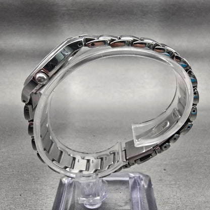 Bulova Watch Women 28mm White Dial Silver Tone Round 96L215 New Battery6