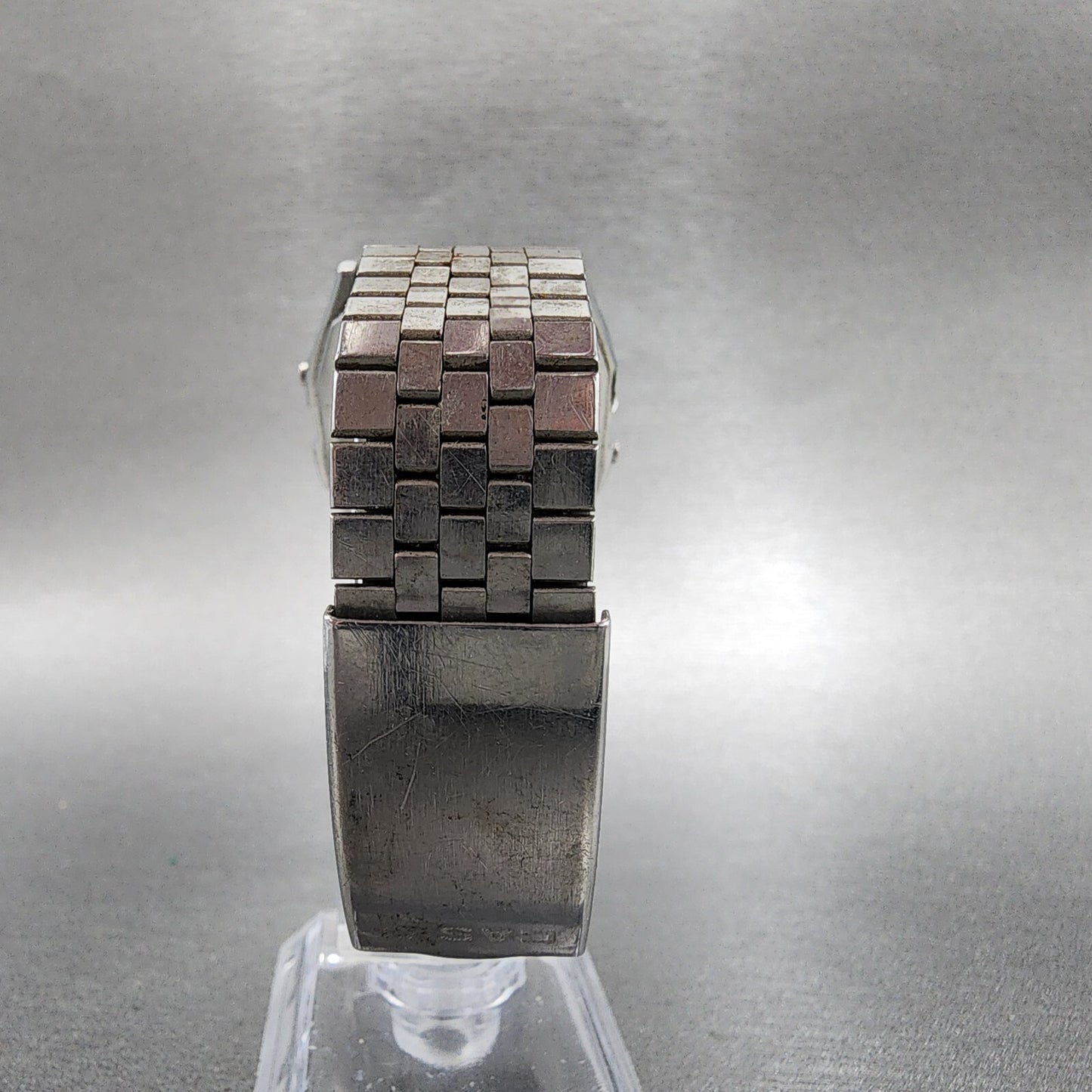 Casio W38 Watch Men 33mm LCD Silver Tone Alarm Chrono Octagon READ!!!! New Batt7