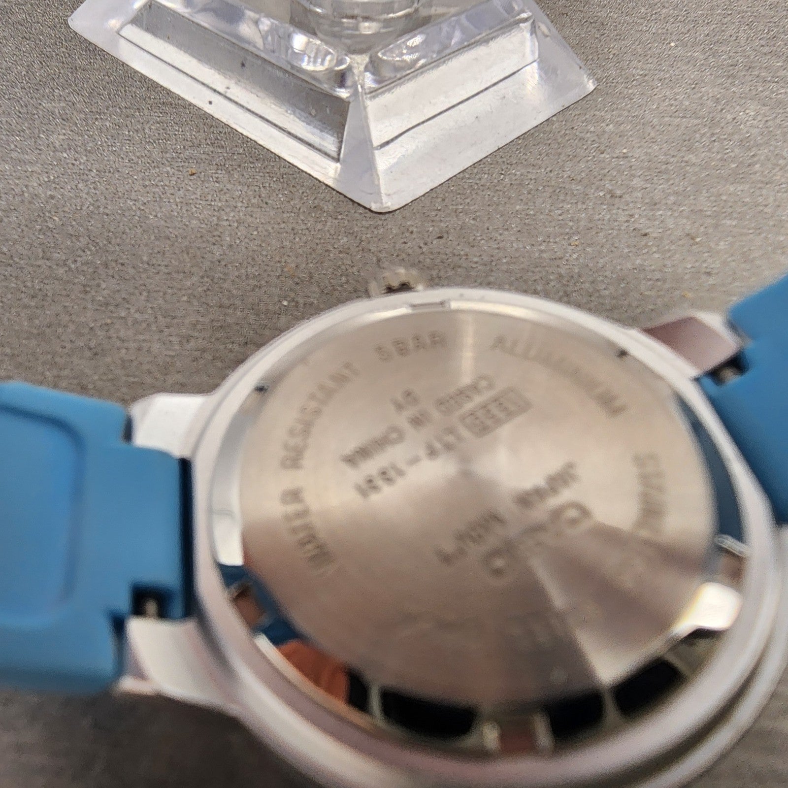 Casio Dive Watch Women 32mm White Dial Silver Tone Round LTP1331 New Battery10