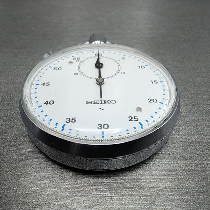 VTG Seiko Stopwatch 885021 Silver Tone White Dial Manual Wind Runs6