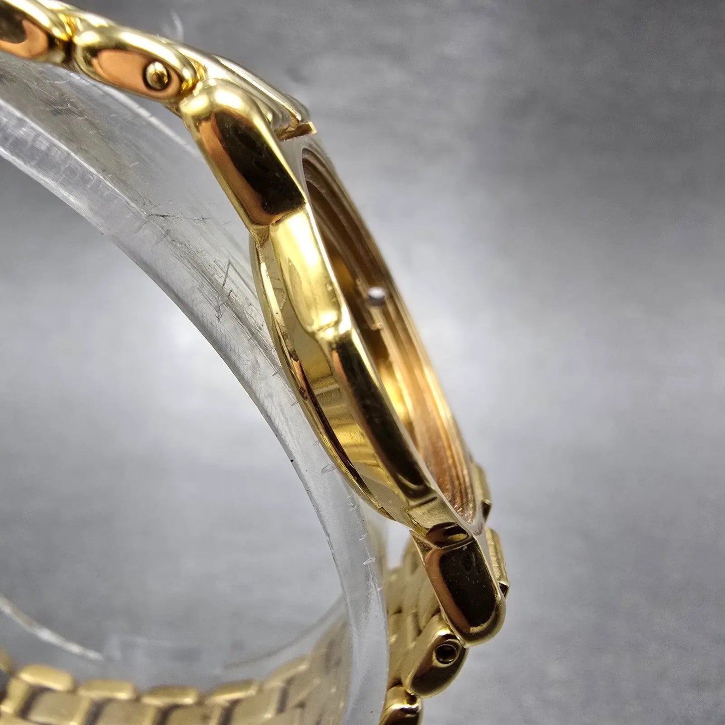 Gucci 3400L Case And Bracelet 23mm Gold Plated Round Vintage3