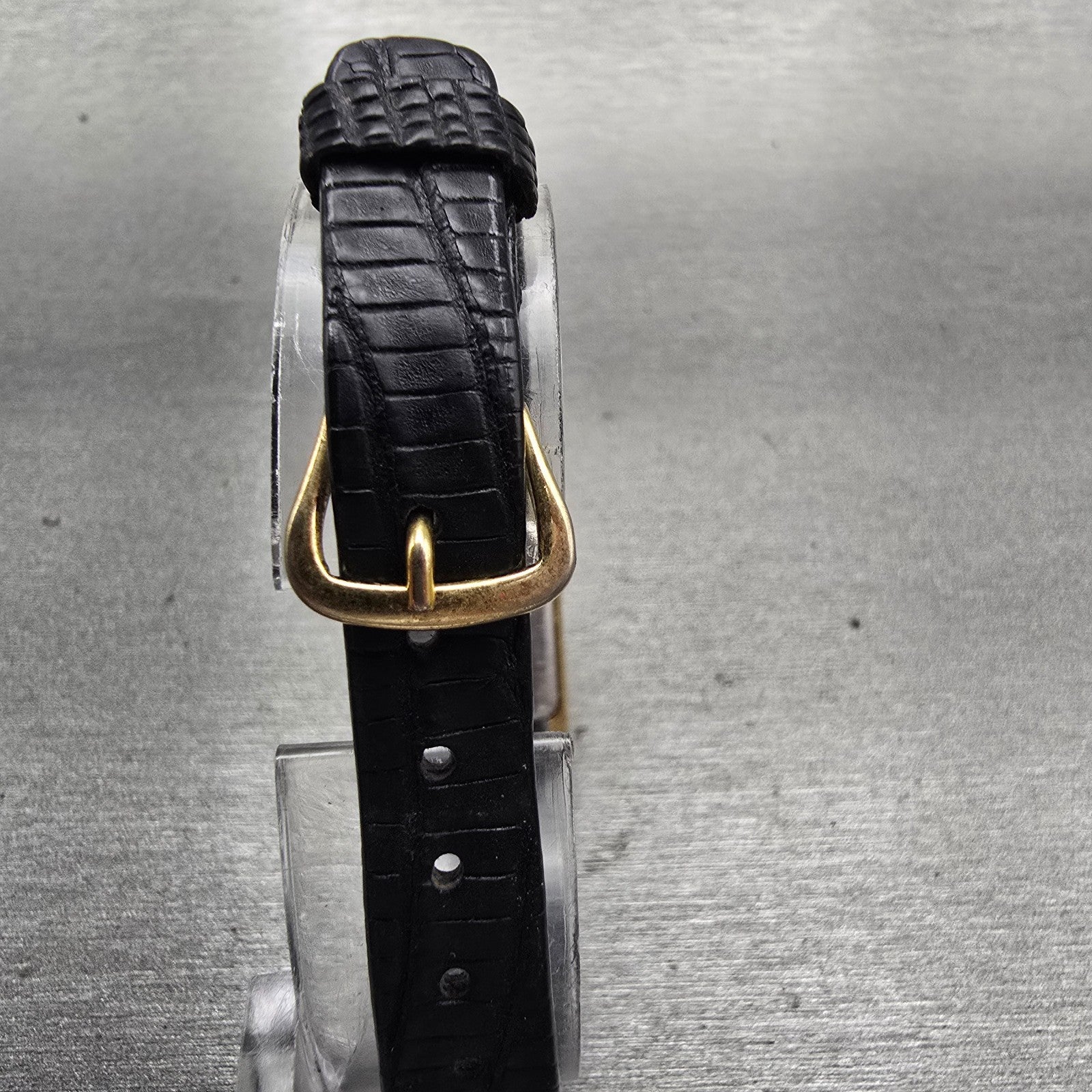 Seiko Tank Watch Women 17mm White Dial Gold Tone Rectangle 1400-5030 New Battery7