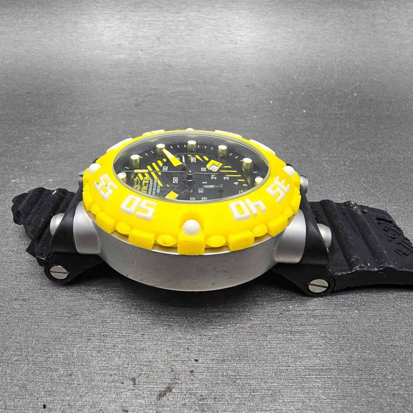 Invicta Chronograph Dive Watch Men 50mm Black Dial Steel Yellow 10038 NewBattery5