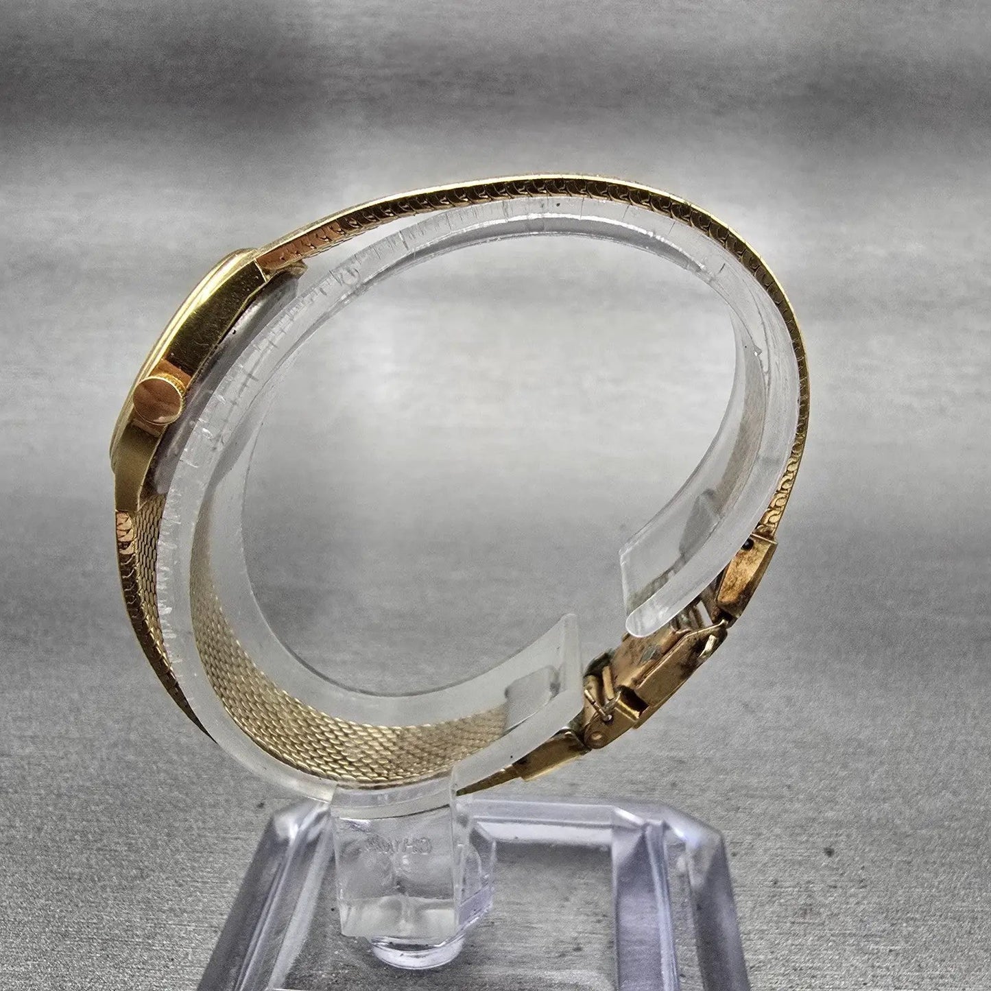 Seiko Watch Women 18mm Champagne Dial Gold Tone Oval 1400-5089 New Battery VTG6