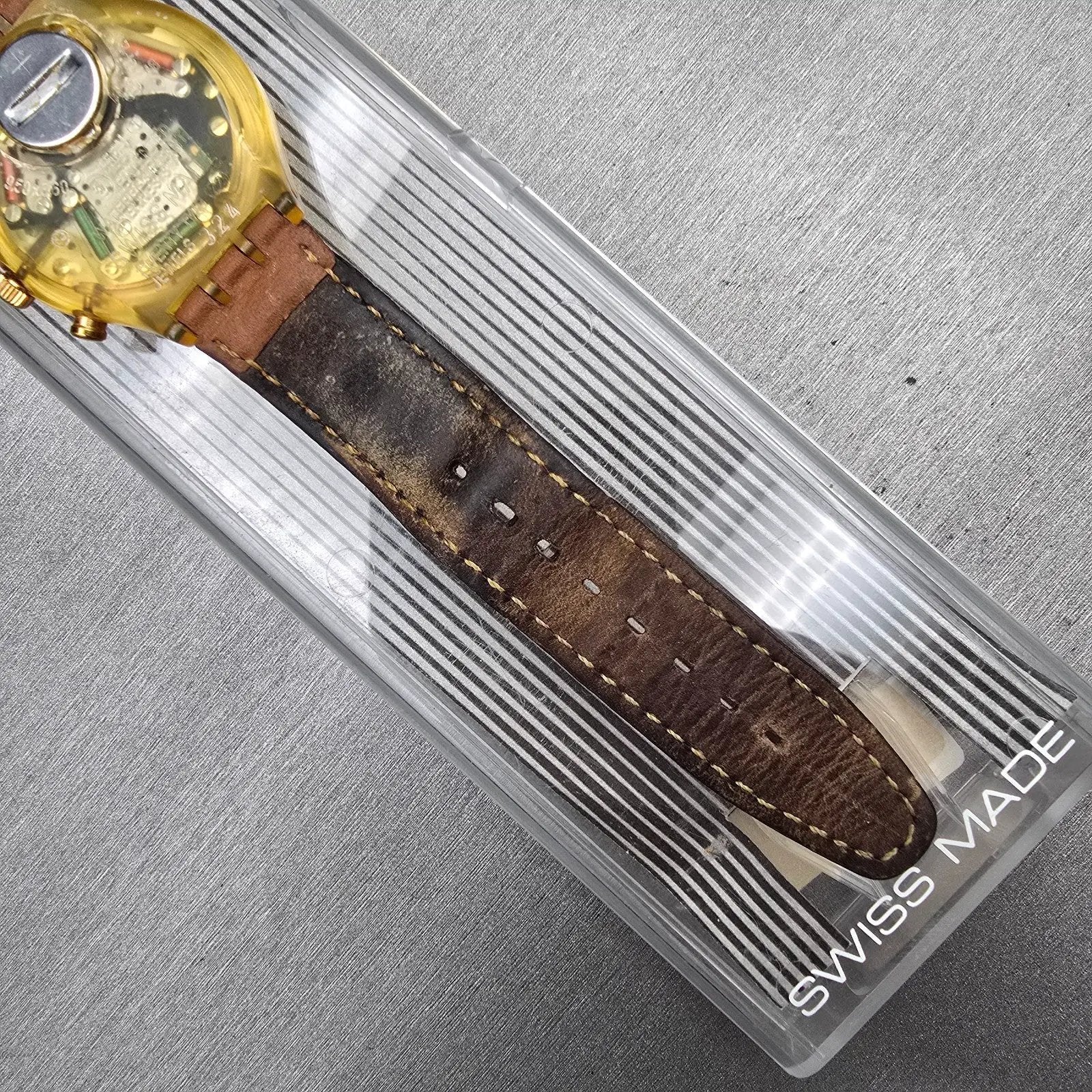 Swatch Chrono Honeytree Watch Men 37mm White Dial Yellow Case SCN107 New Battery9