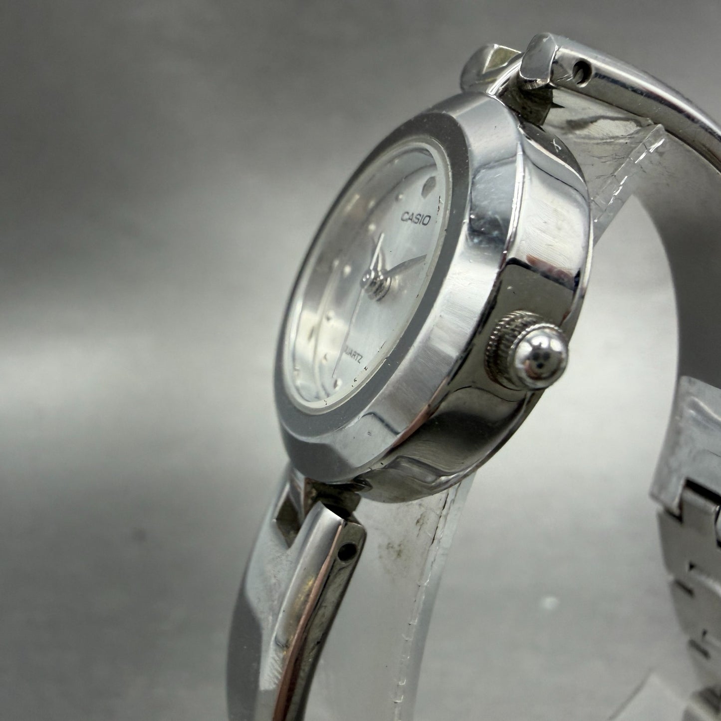 Casio Watch Women 24mm Silver Dial Silver Tone Round LTP-2025 New Battery2