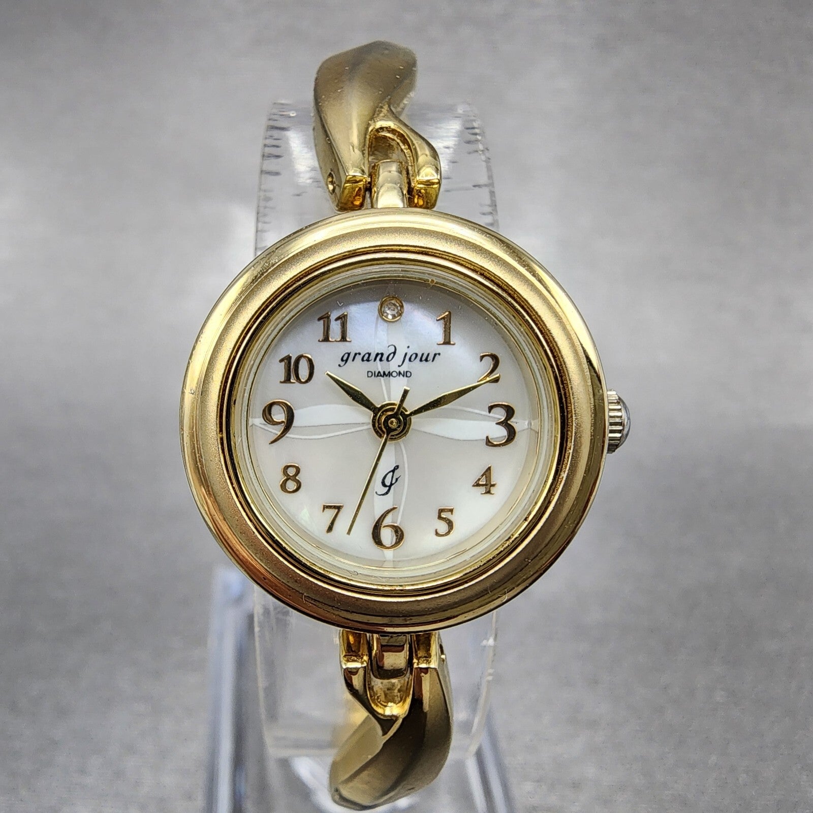Grand Jour Interchangeable Bezel Watch Women 22mm MOP Dial Gold Tone New Battery2