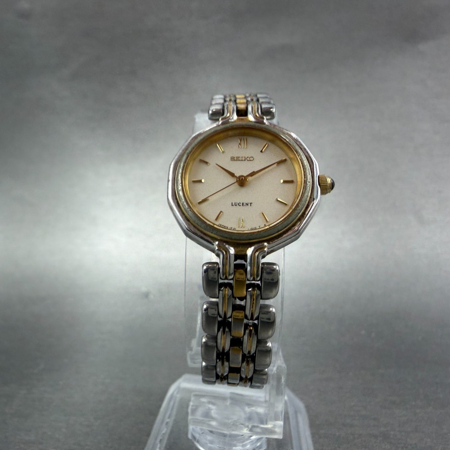 Seiko Lucent Watch Women 23mm Champagne Dial Two Tone 1F21-0J60 New Battery5