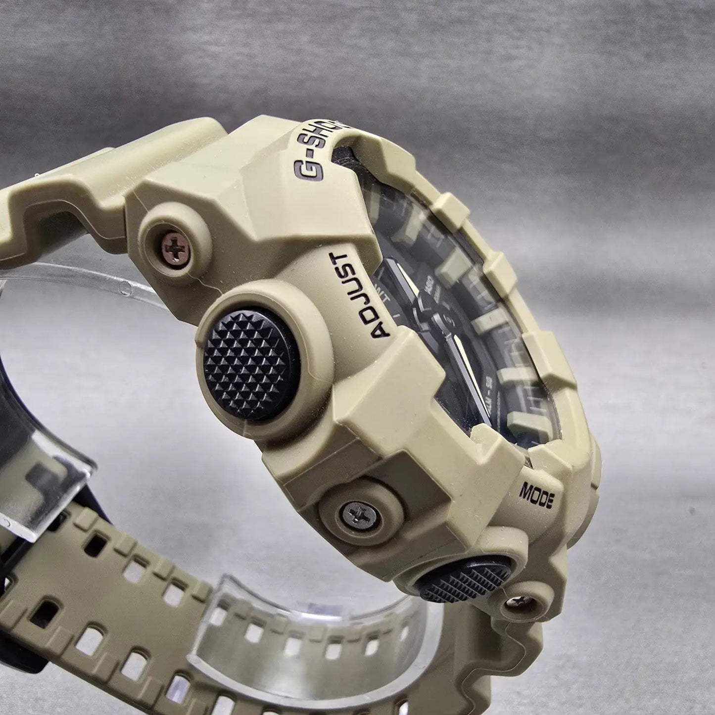 Casio G-Shock GA-700UC Watch Men 53mm Black Beige Chronograph Alarm New Battery3