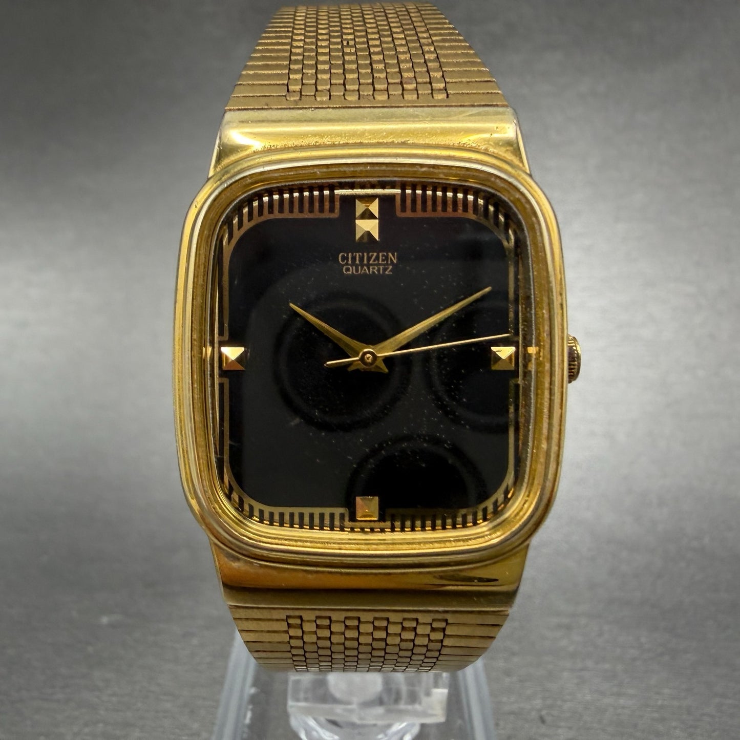 Citizen Tank Watch Men 27mm Black Dial Gold Tone Rectangle 4031-K00101 New Batt0