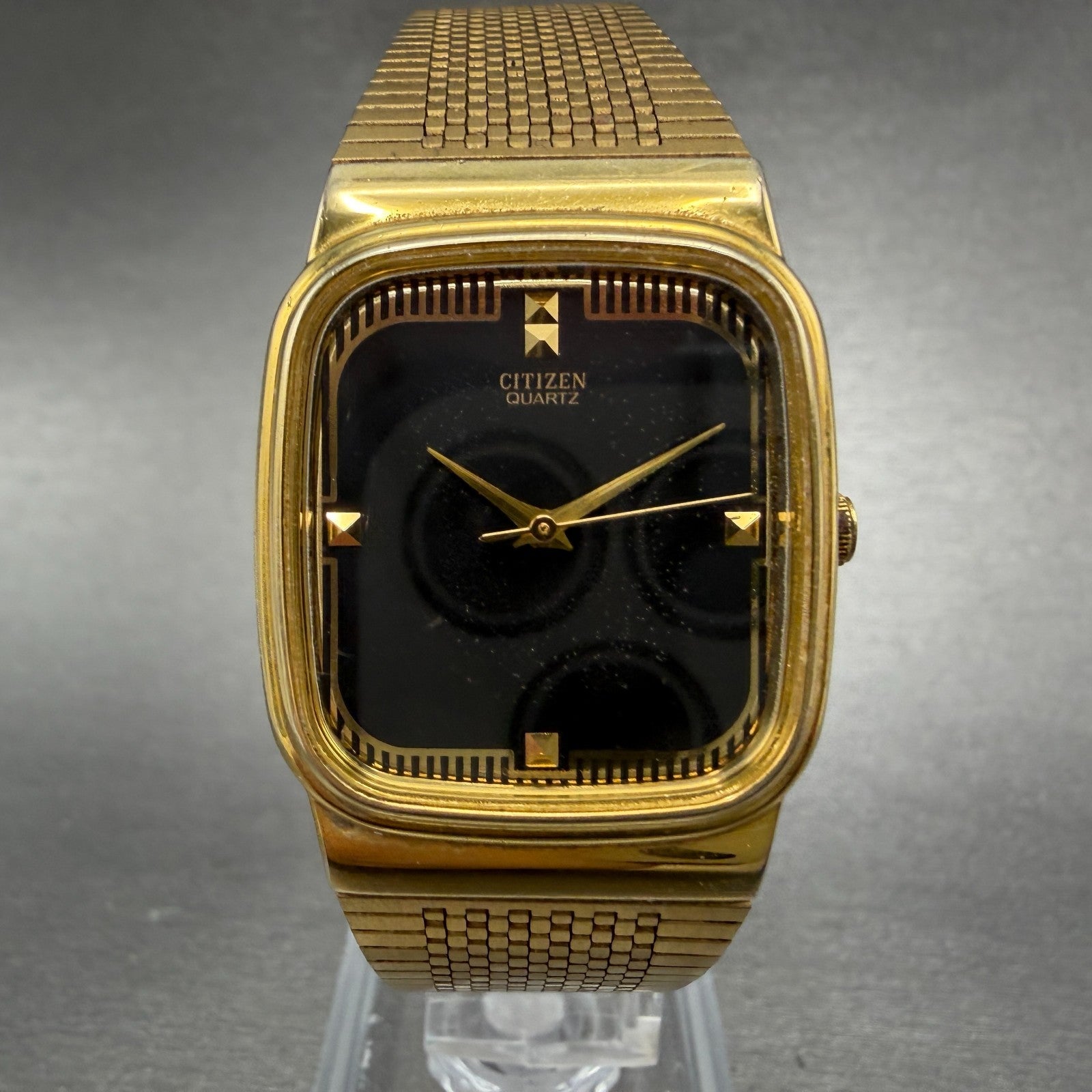 Citizen Tank Watch Men 27mm Black Dial Gold Tone Rectangle 4031-K00101 New Batt0