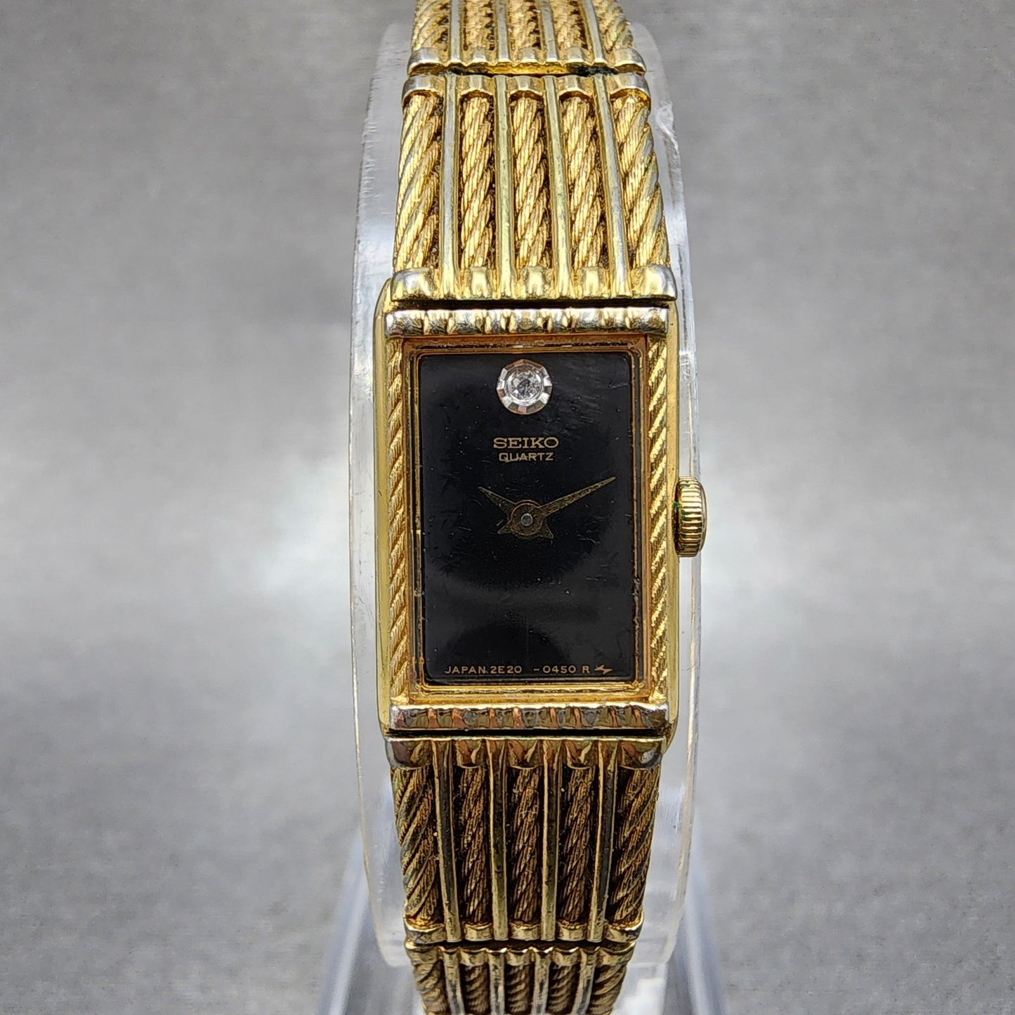 Seiko Tank Watch Women 12mm Black Dial Gold Tone 2e205269 New Battery0