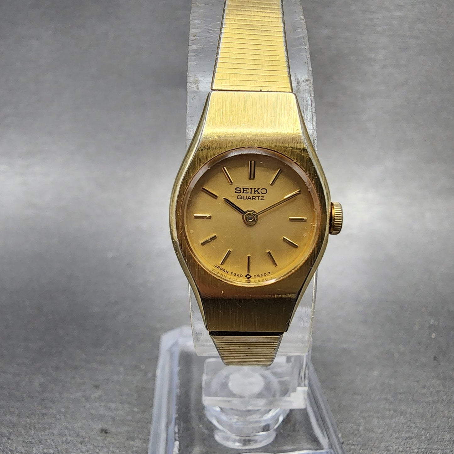 Seiko Watch Women 17mm Champagne Dial Gold Tone Round 73200209 New Battery0