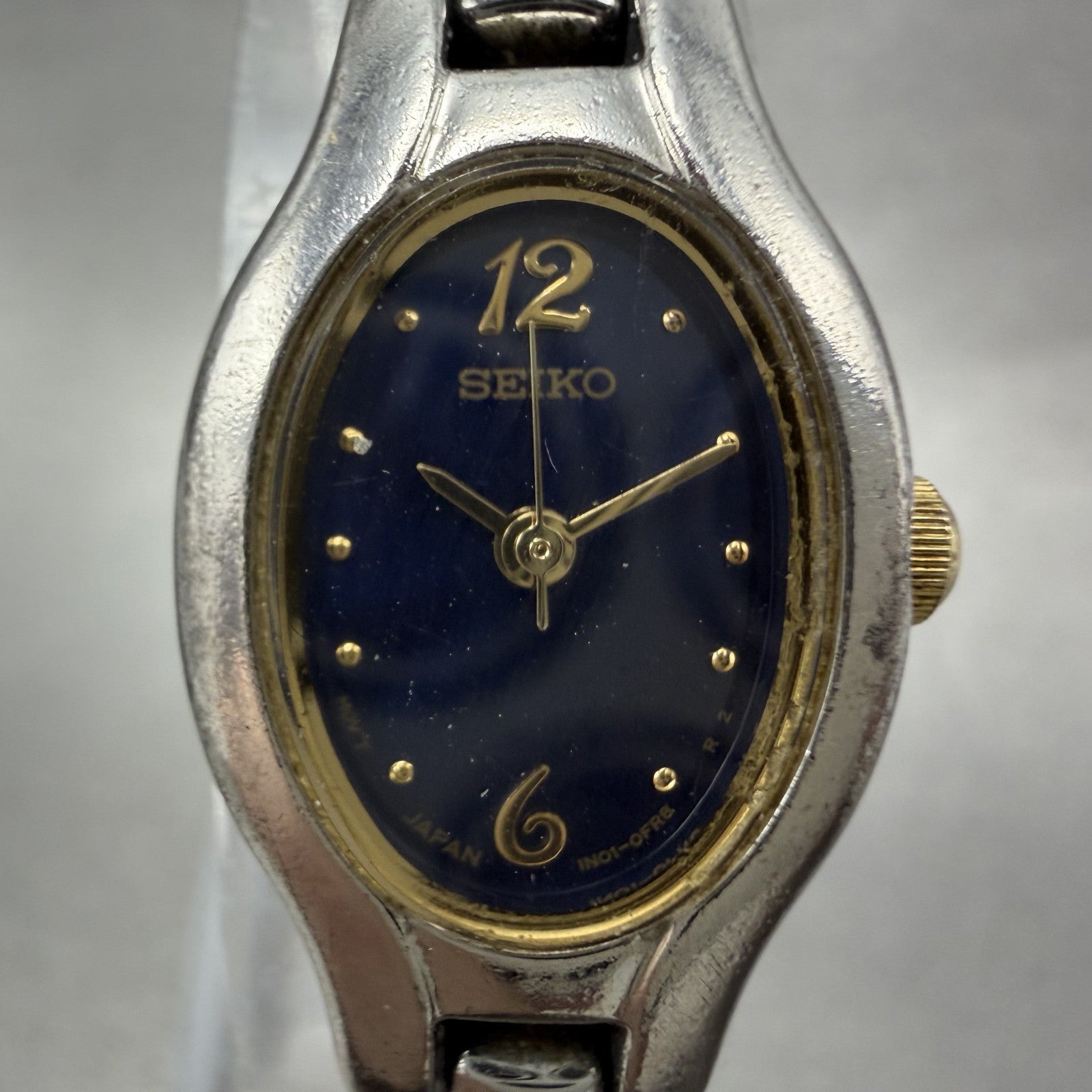 Seiko Watch Women 16mm Blue Dial Two Tone Oval VTG 1N010CT0 New Battery1
