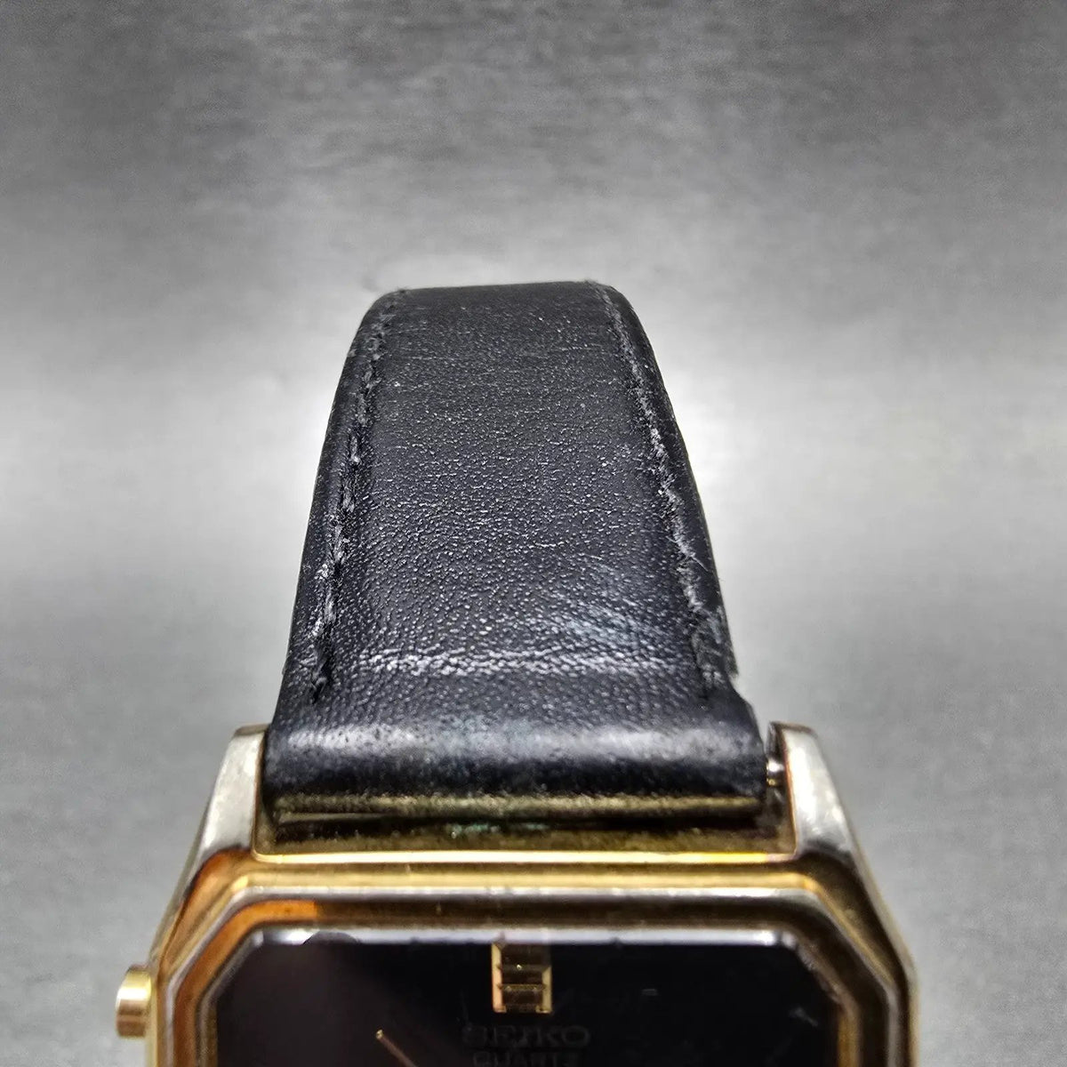 Seiko Analog Digital Watch Men 28mm Black Gold Alarm Chrono H449-5210 PARTS VTG5
