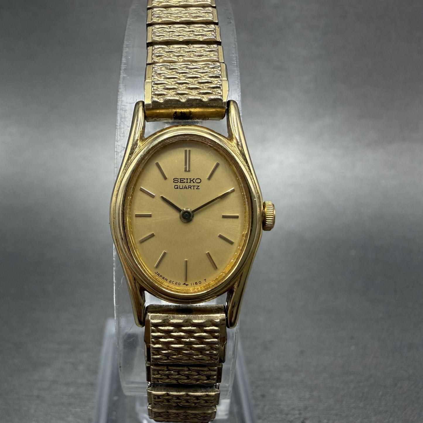 Seiko Watch Women 17mm Champagne Dial Gold Tone Oval 2c205539 New Battery0