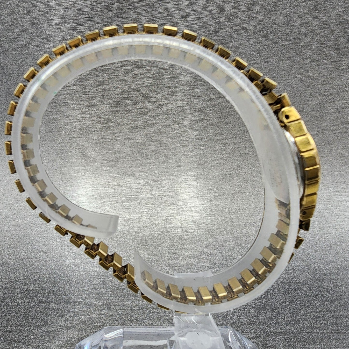 VTG Citizen Watch Women 16mm Black Dial Gold Tone Oval 5920-S52446 New Battery