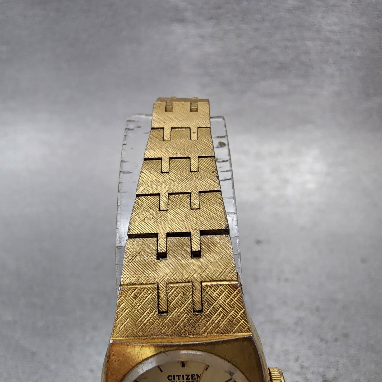 Citizen CQ Watch Women 18mm Champagne Dial Gold Tone 4752457 New Battery5