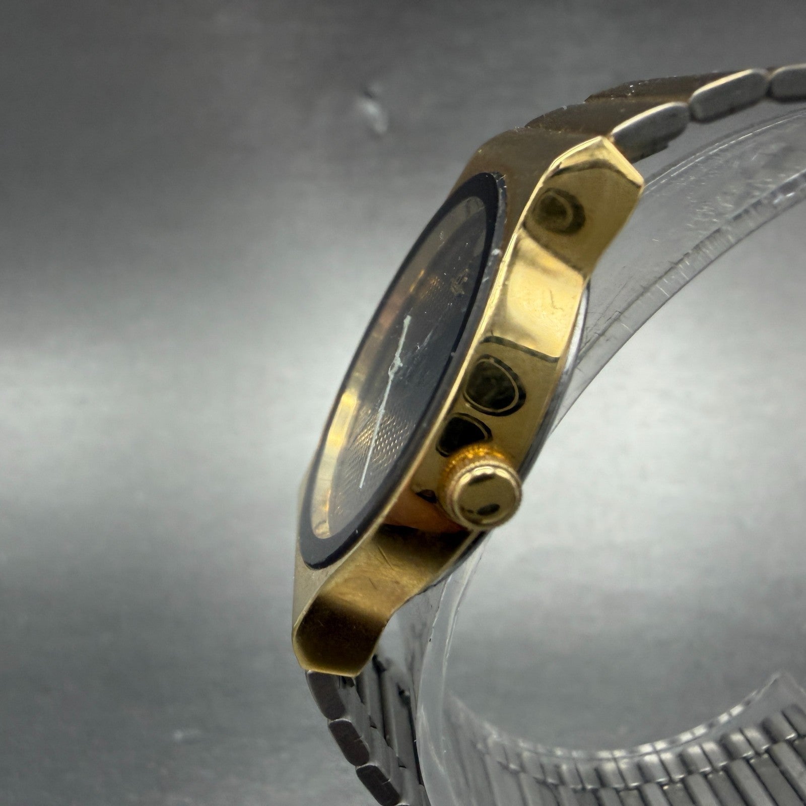Seiko Watch Women 28mm Black Dial Gold Tone Round Vintage 5Y91-6014 PARTS3