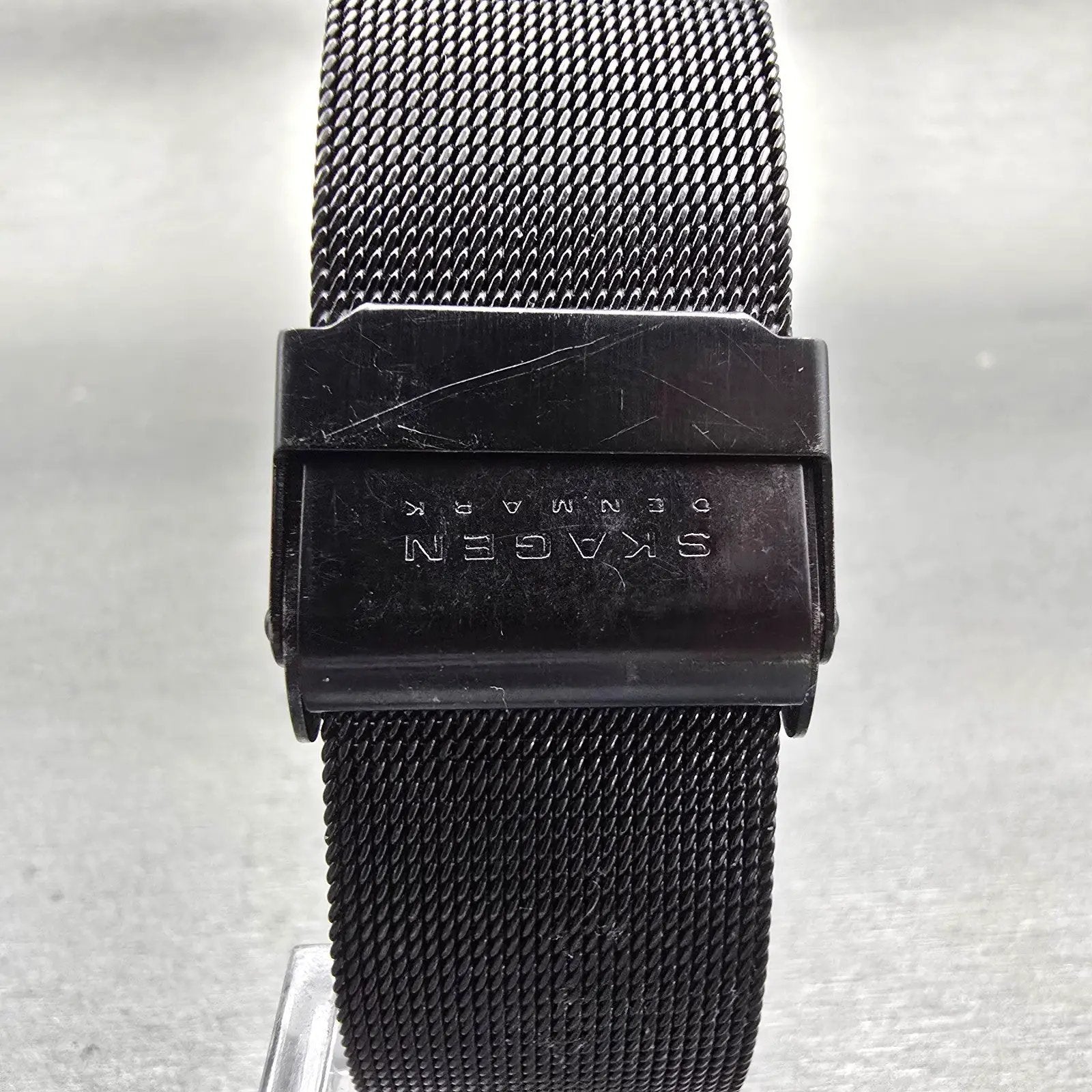 Skagen Watch Men 37mm Black Dial Titanium Date Round 233XLTMB New Battery7