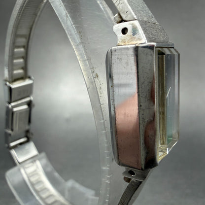 Citizen Watch Women 15mm Green Dial Silver Tone Rectangle Manual Wind Runs VTG3
