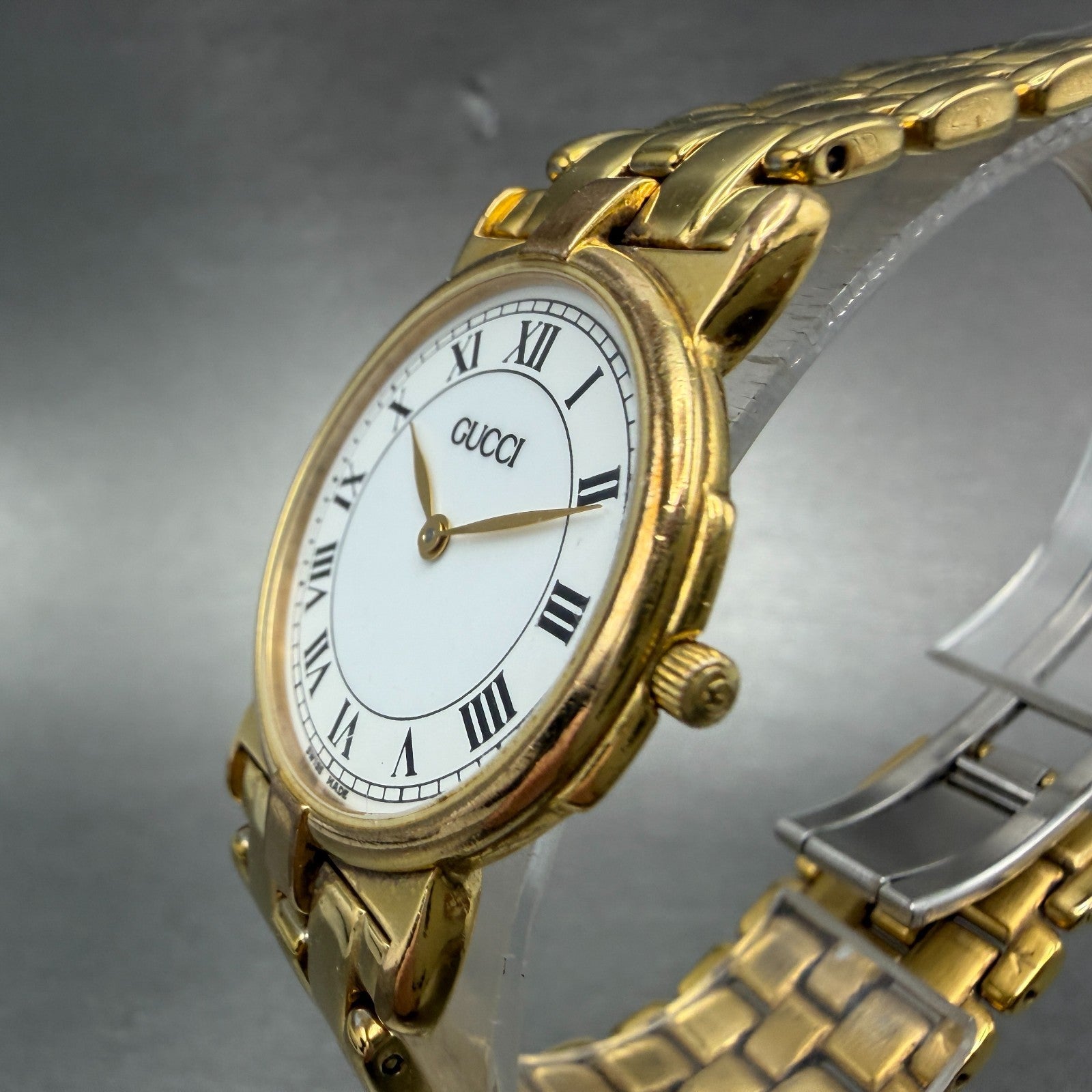Gucci 3400M Watch Unisex 31mm White Dial Gold Plated Round New Battery VTG2