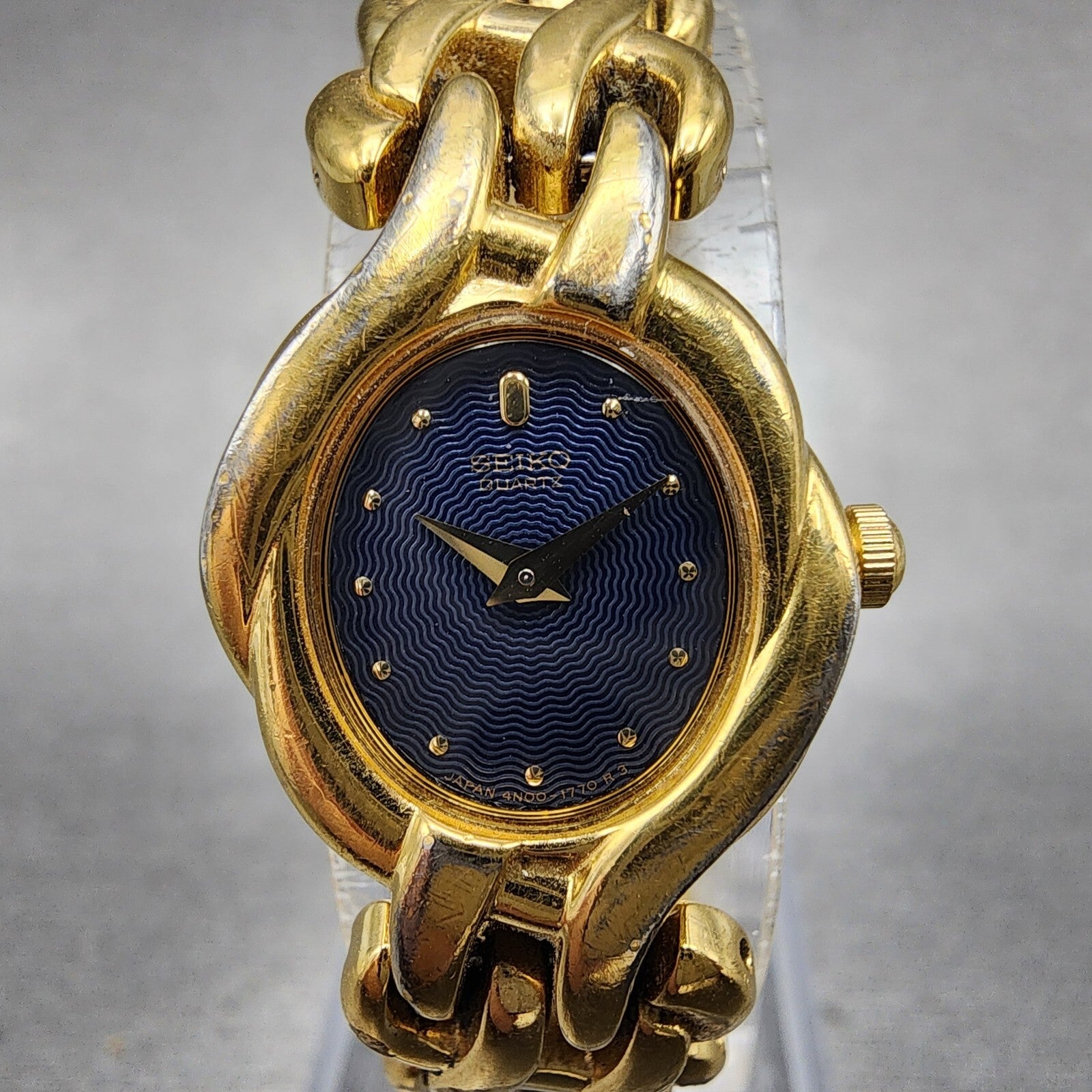 Seiko Watch Women 18mm Blue Dial Gold Tone Oval 4N005669 New Battery1