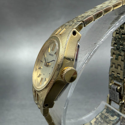 Seiko Watch Women 17mm Champagne Dial Gold Tone Manual Wind Oval 11-7849 Runs 452