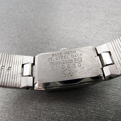 Seiko Tank Watch Women 12mm Silver Dial Silver Tone 2e205029 New Battery9