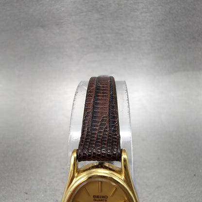 Seiko Watch Women 17mm Champagne Dial Gold Tone Oval 2c205539 New Battery4