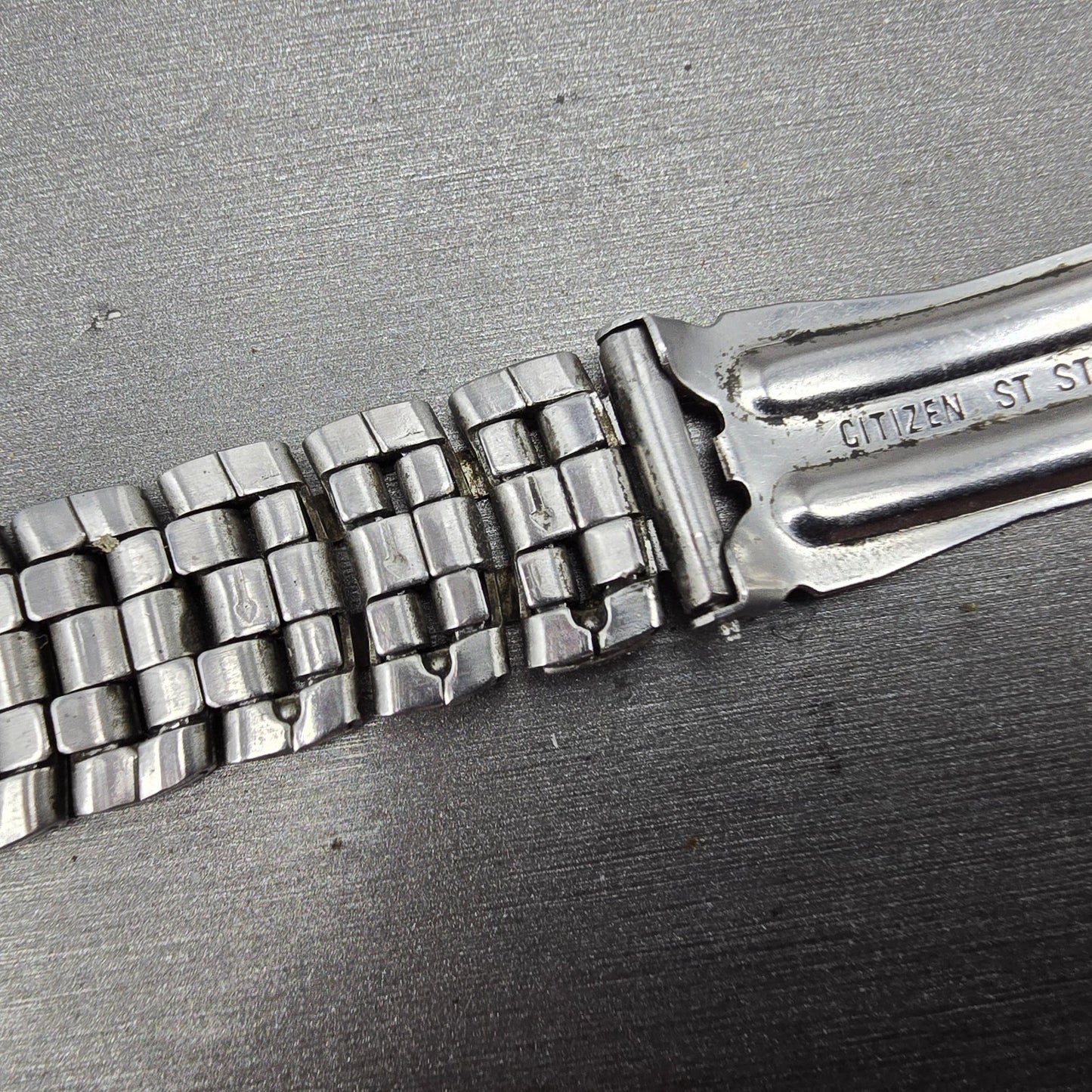 Citizen Bracelet 18mm Stainless Steel Two Tone Tri Folding Clasp VTG READ!!!!!!!16