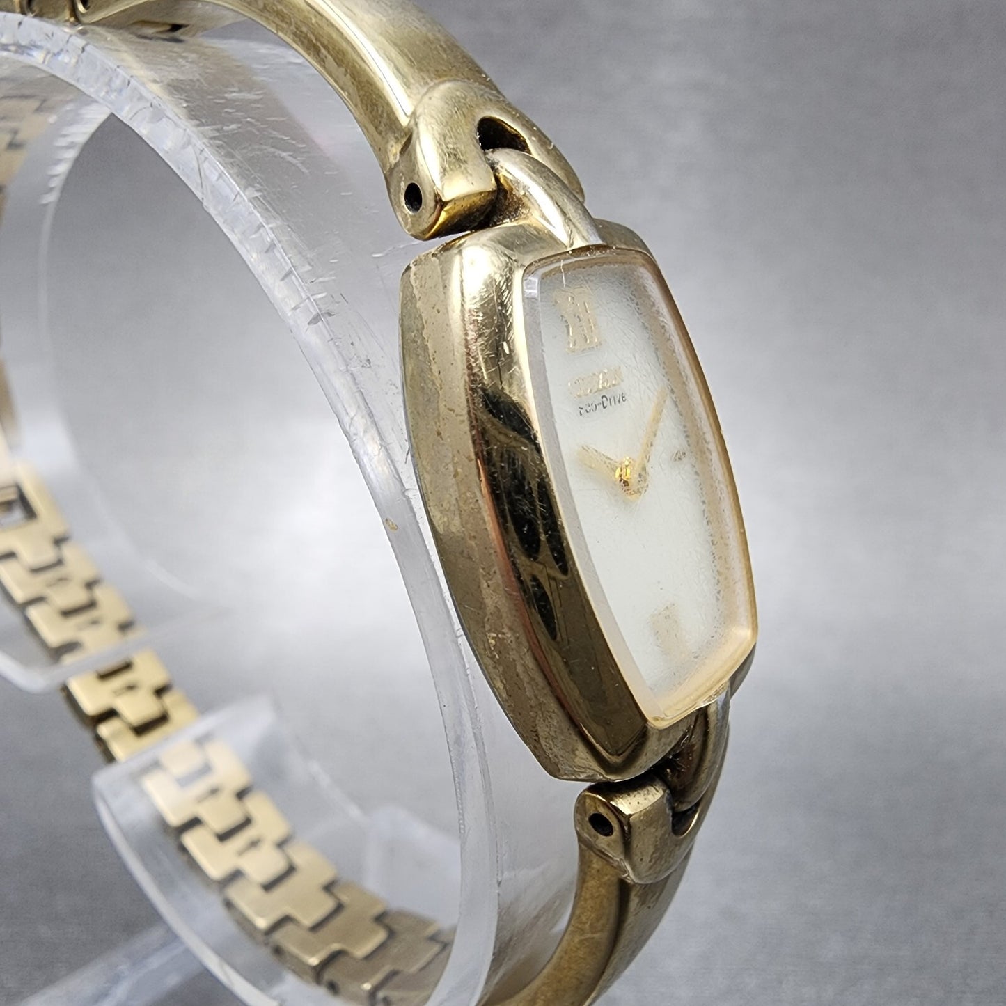 Citizen Eco-Drive Watch Women 17mm White Dial Gold Tone B023-S023106 Runs