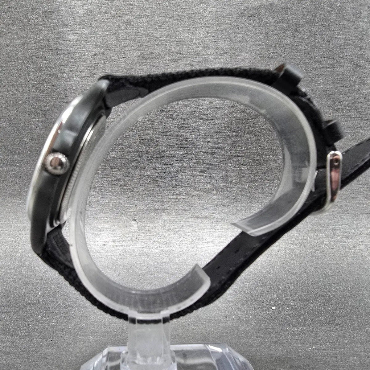 Victorinox Swiss Army Watch Men 39mm Black Dial Black Silver Date New BatteryP6