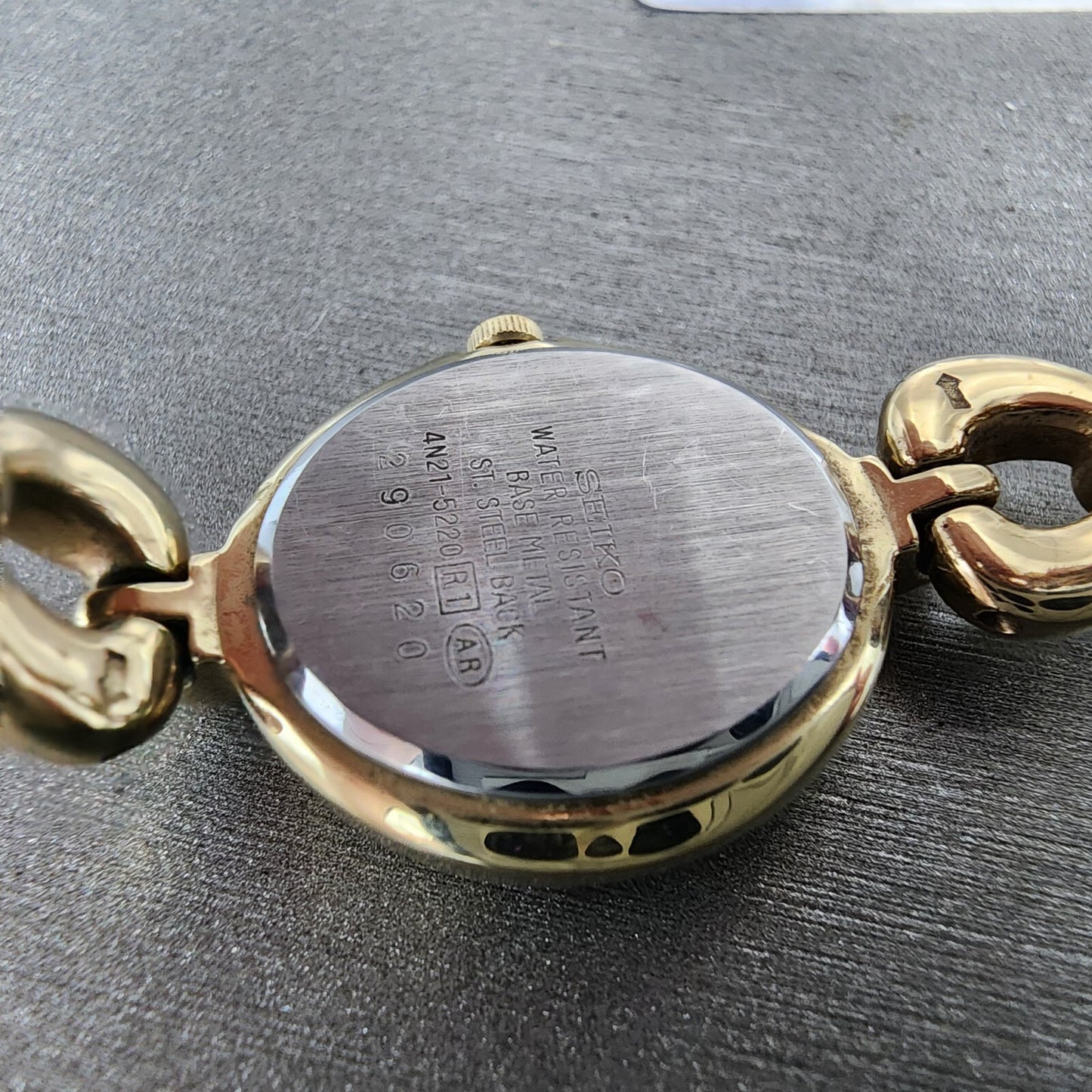 Seiko Tisse Watch Women 20mm White Dial Gold Tone Oval 4n215220 New Battery9