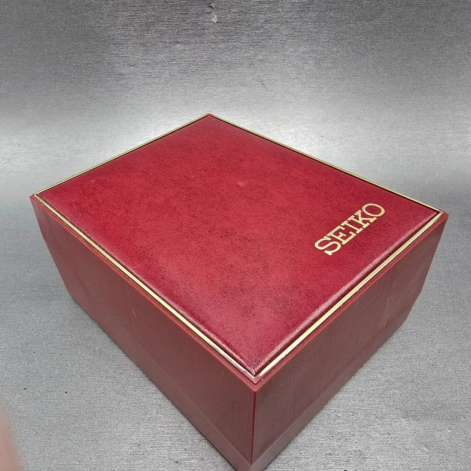Seiko Presentation Watch Box Case Red Plastic Quartz Vintage Japan3