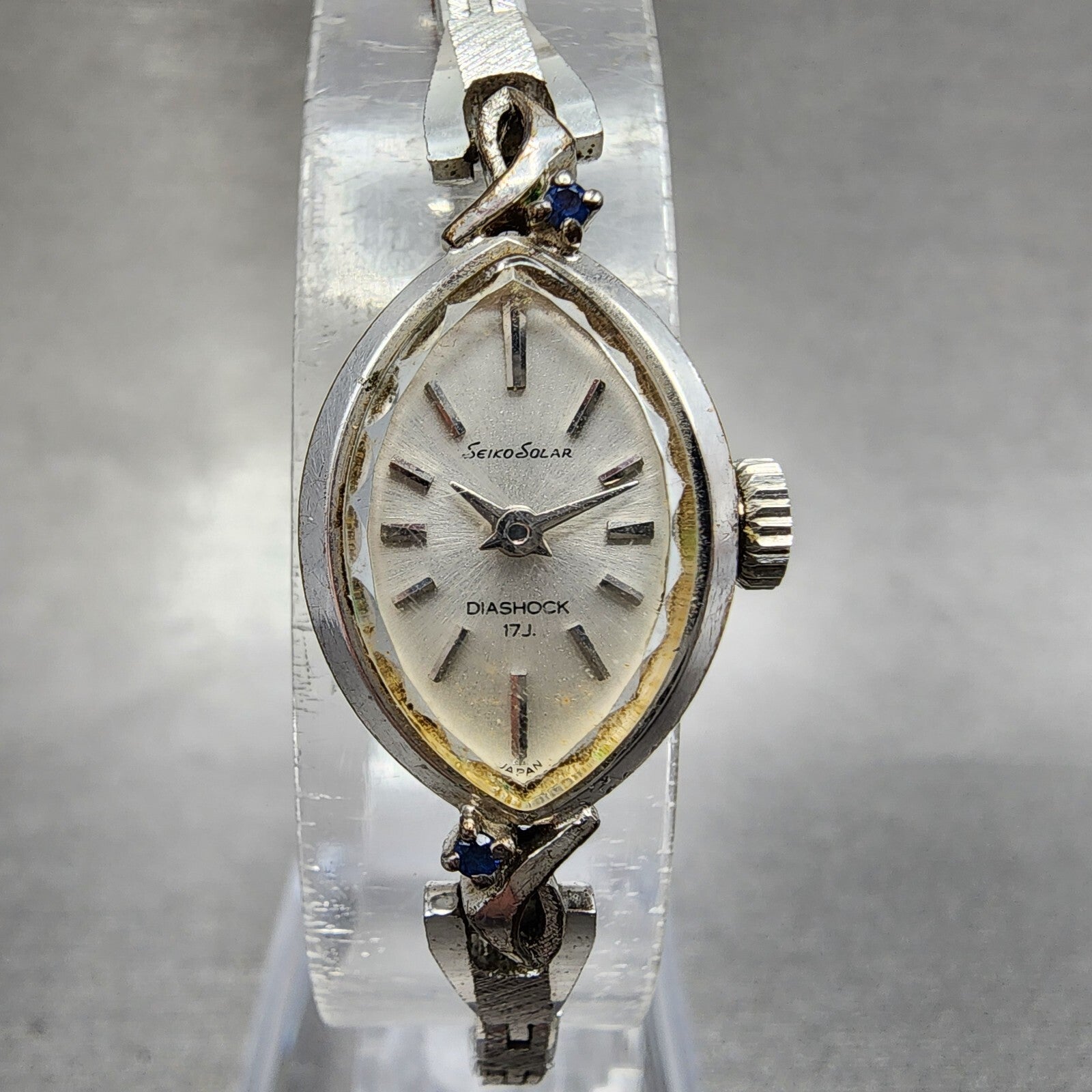 Seiko Solar Watch Women 15mm White Dial Silver Tone Manual 107840 Runs0