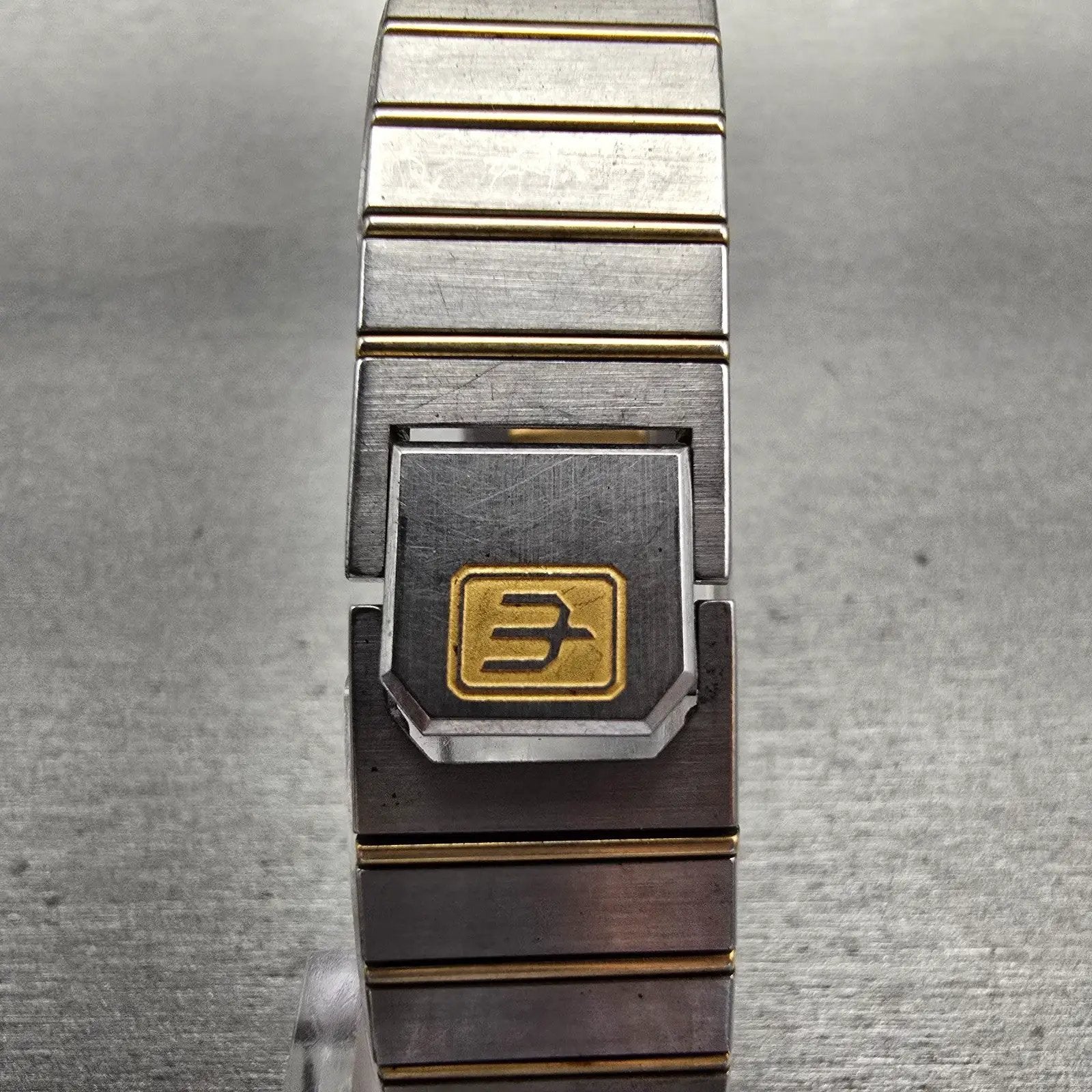 Citizen Exceed Watch Men 25mm Black Dial Two Tone Rectangle 3920-C90563 New Batt7