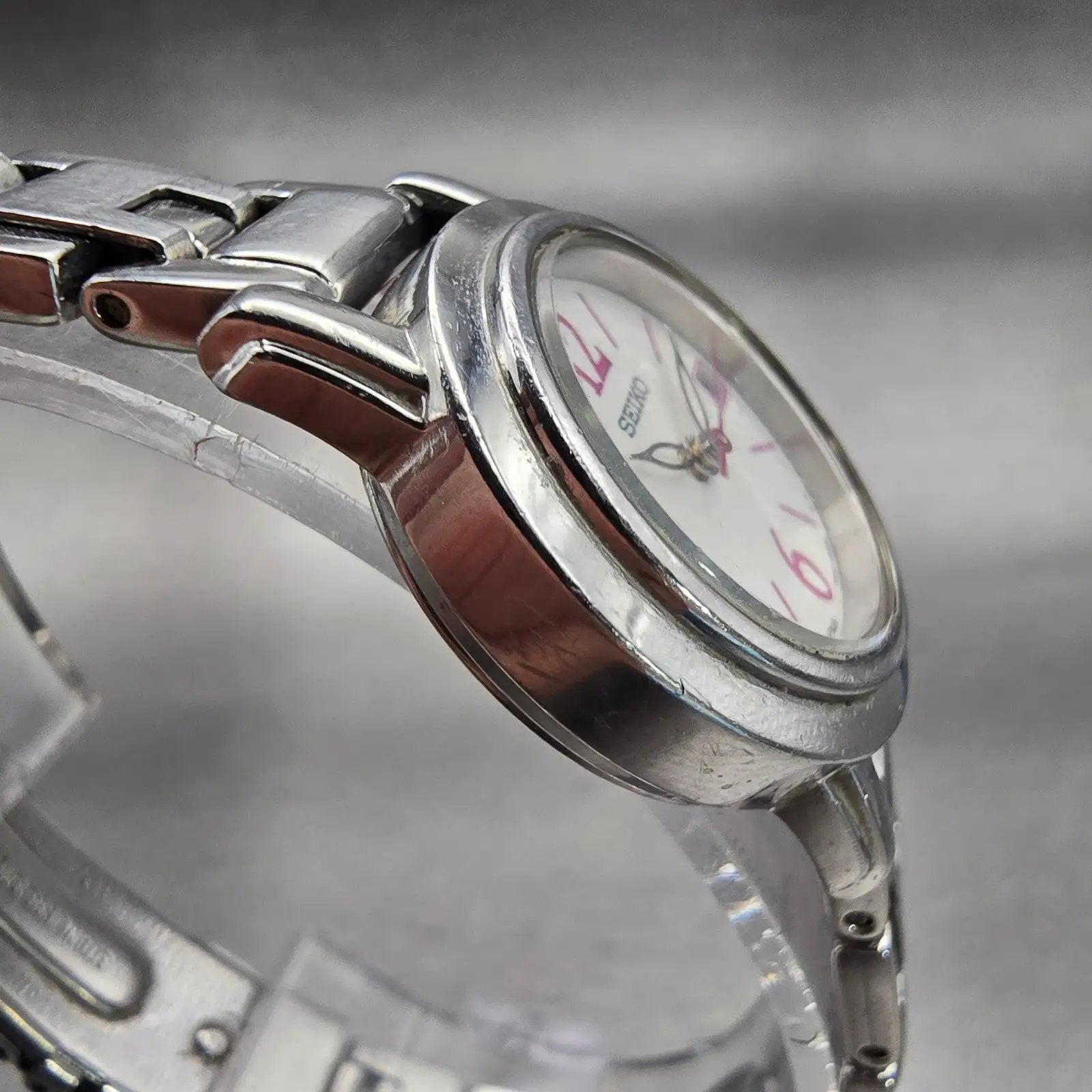 Seiko Watch Women 24mm White Dial Silver Tone Date Round 7N82-0GN0 New Battery3