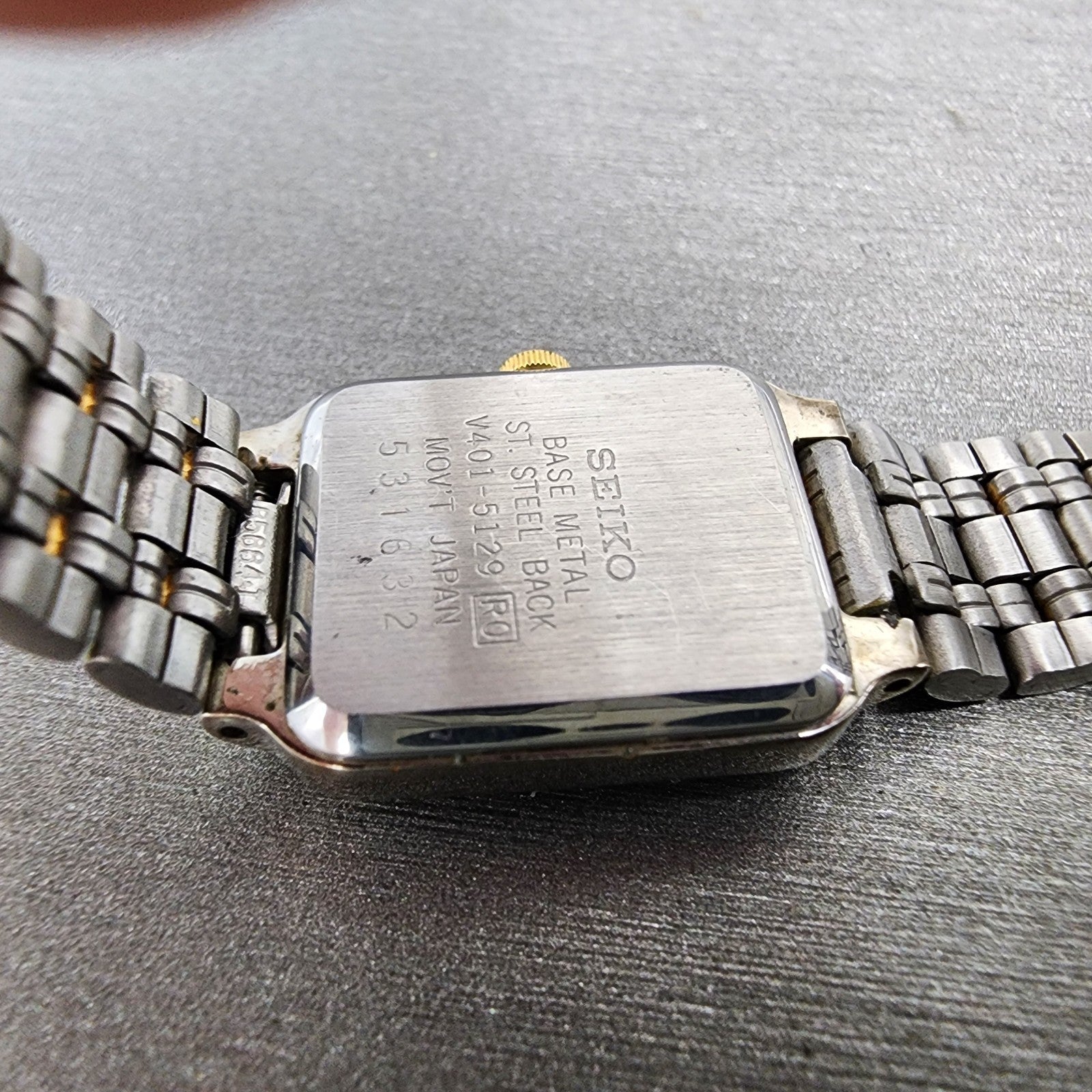 Seiko Tank Watch Women 18mm White Dial Two Tone Rectangle V4015129 New Battery9