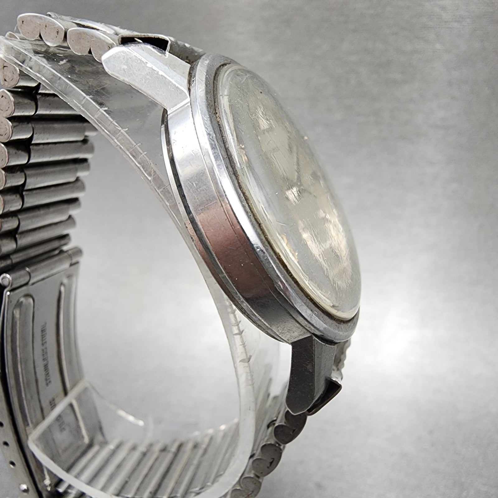 Seiko Sports Matic Watch Men 36mm Silver Dial Silver Tone J13058 PARTS4