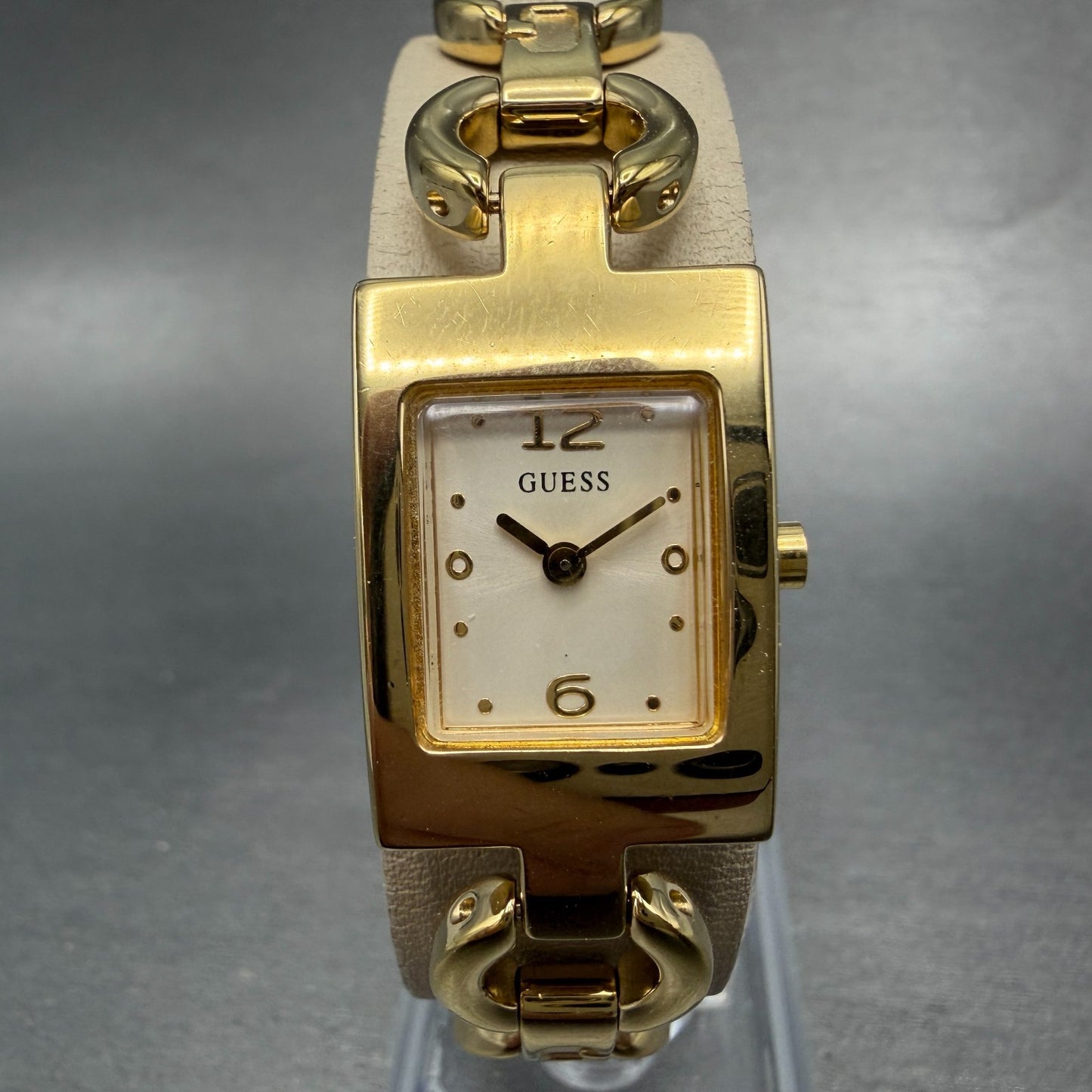 Guess Watch Women 18mm Champagne Dial Gold Tone Rectangle New battery0