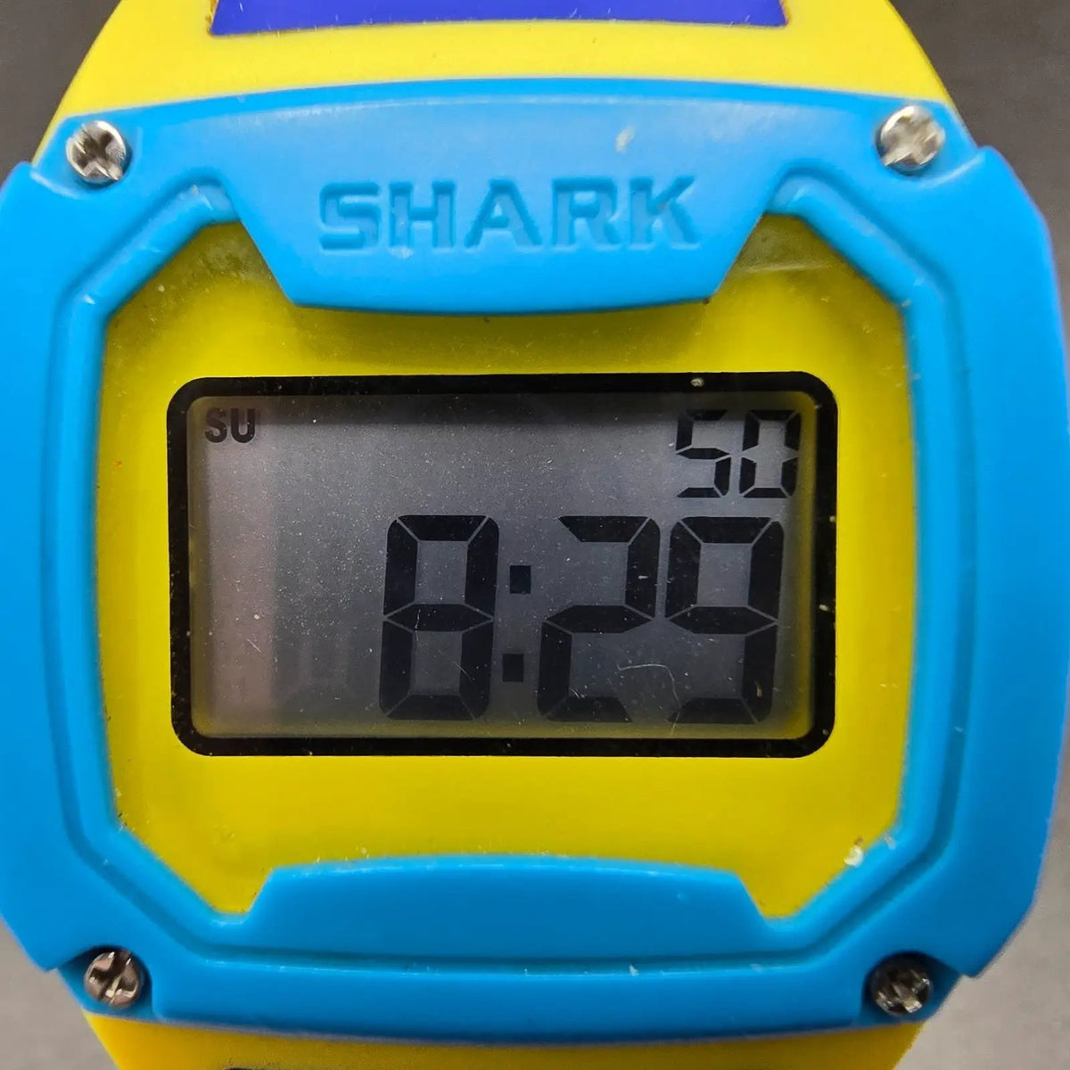 Freestyle Shark Classic Watch Men 38mm Yellow Blue Alarm Chronograph New Battery2