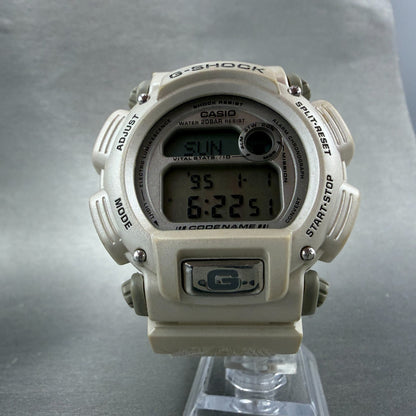 Casio G-Shock DW-8800 Watch Men 46mmDigital White Gray Case Round READ!!! NewBat5