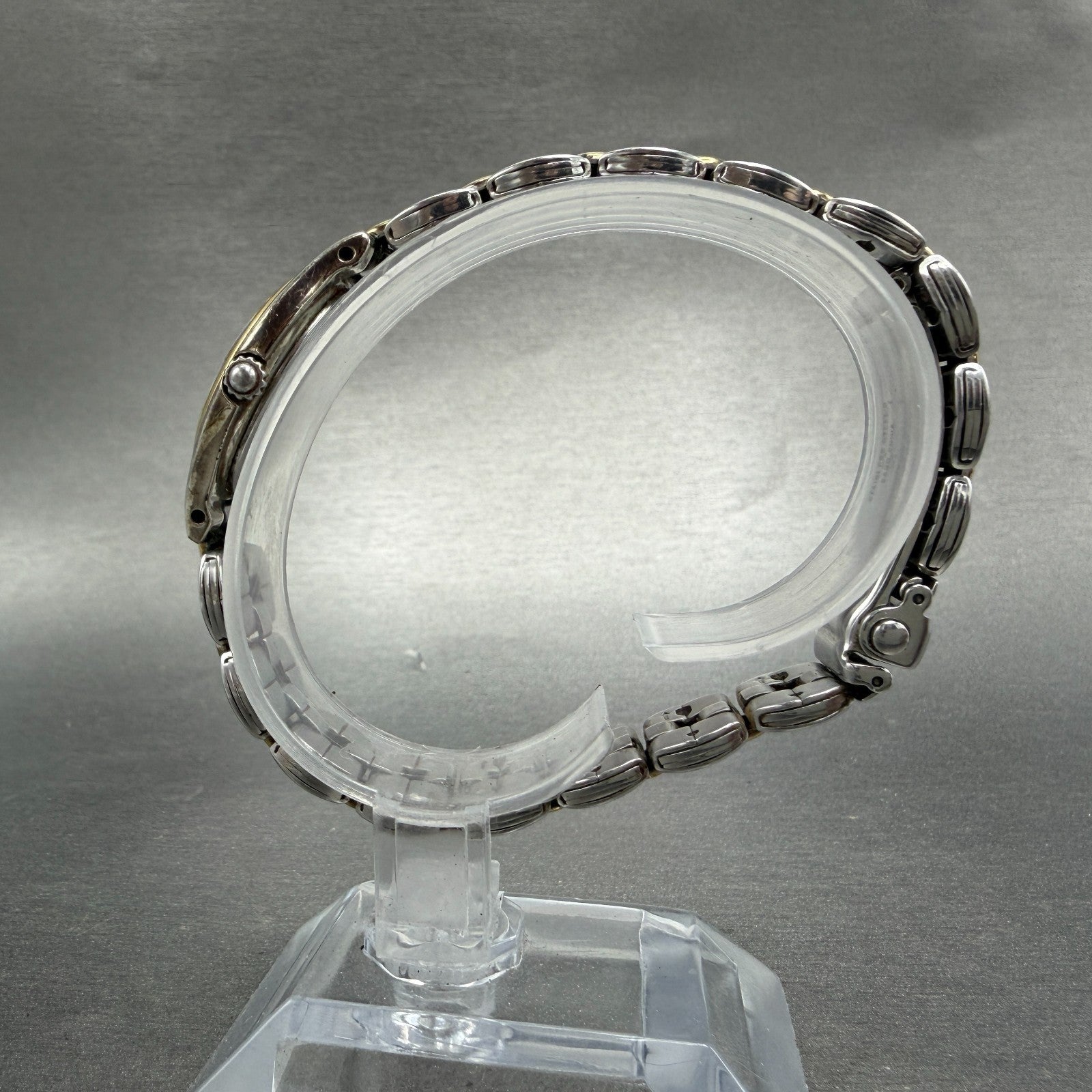Seiko Watch Women 20mm White Dial Two Tone Oval 1n00-6F80 New Battery Vintage 4F6