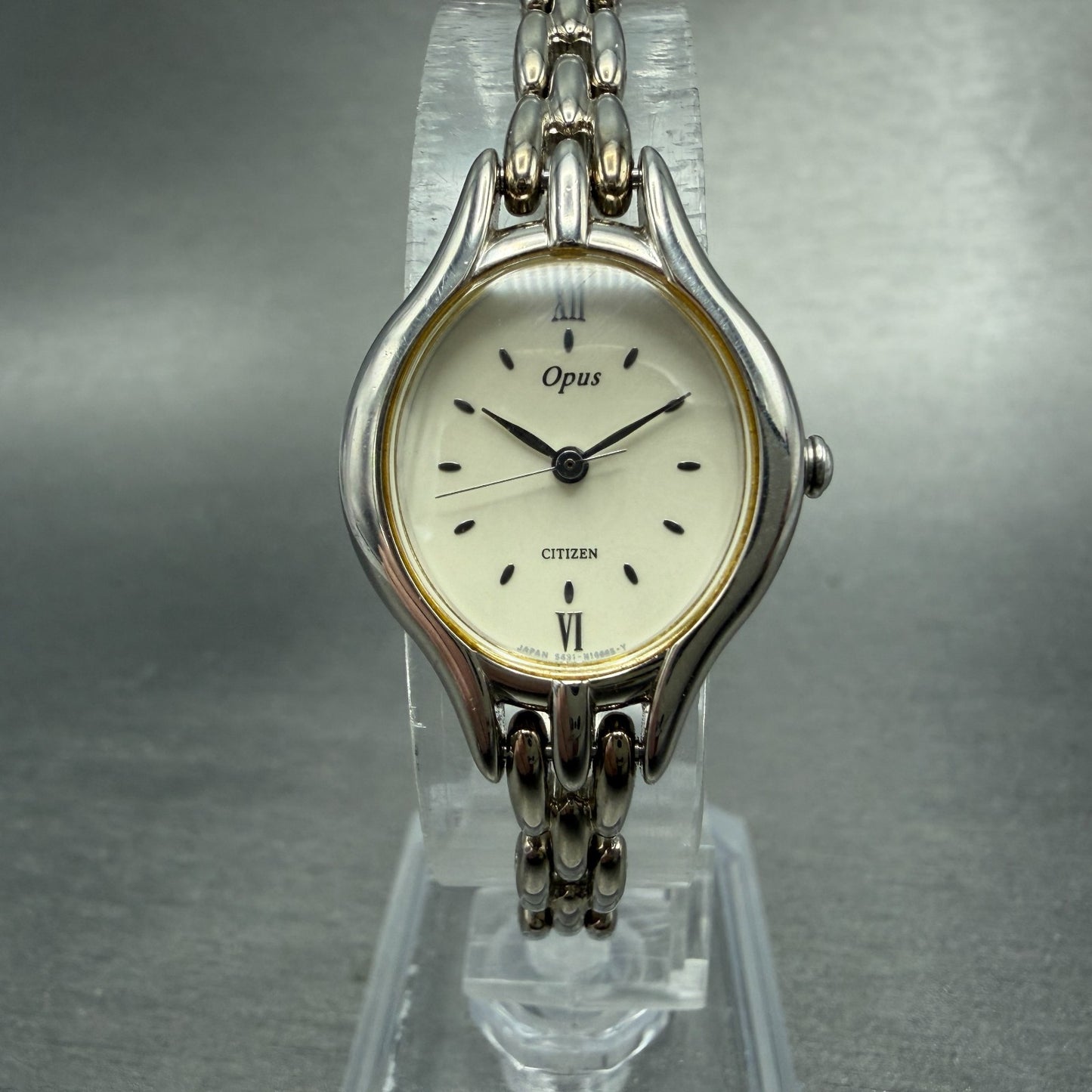 Citizen Opus Watch Women 21mm Cream Dial Silver Tone Oval 5431-H09505 New Batt0